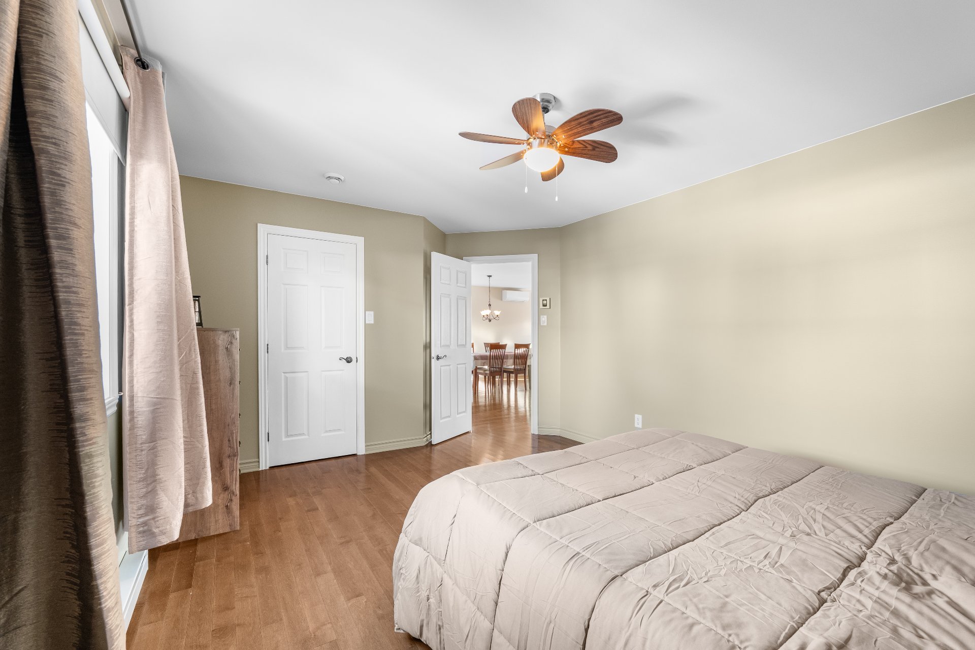 Chambre à coucher principale