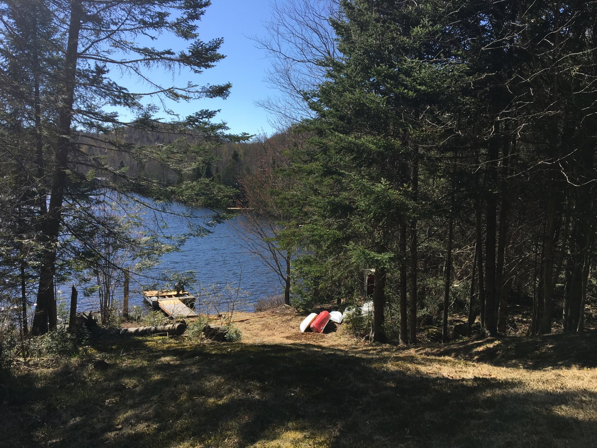 Accès au plan d'eau