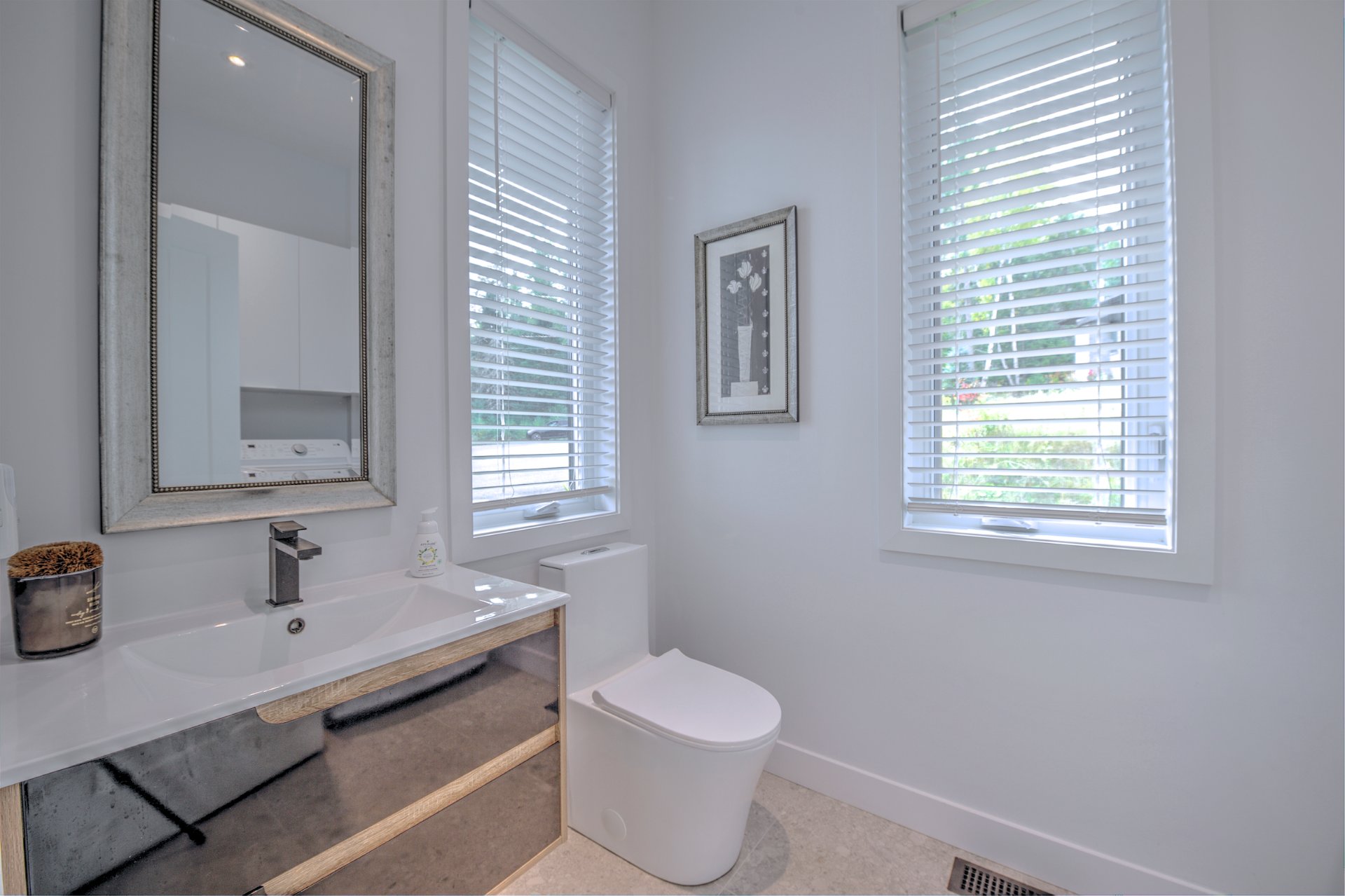 Avec installation laveuse et sécheuse