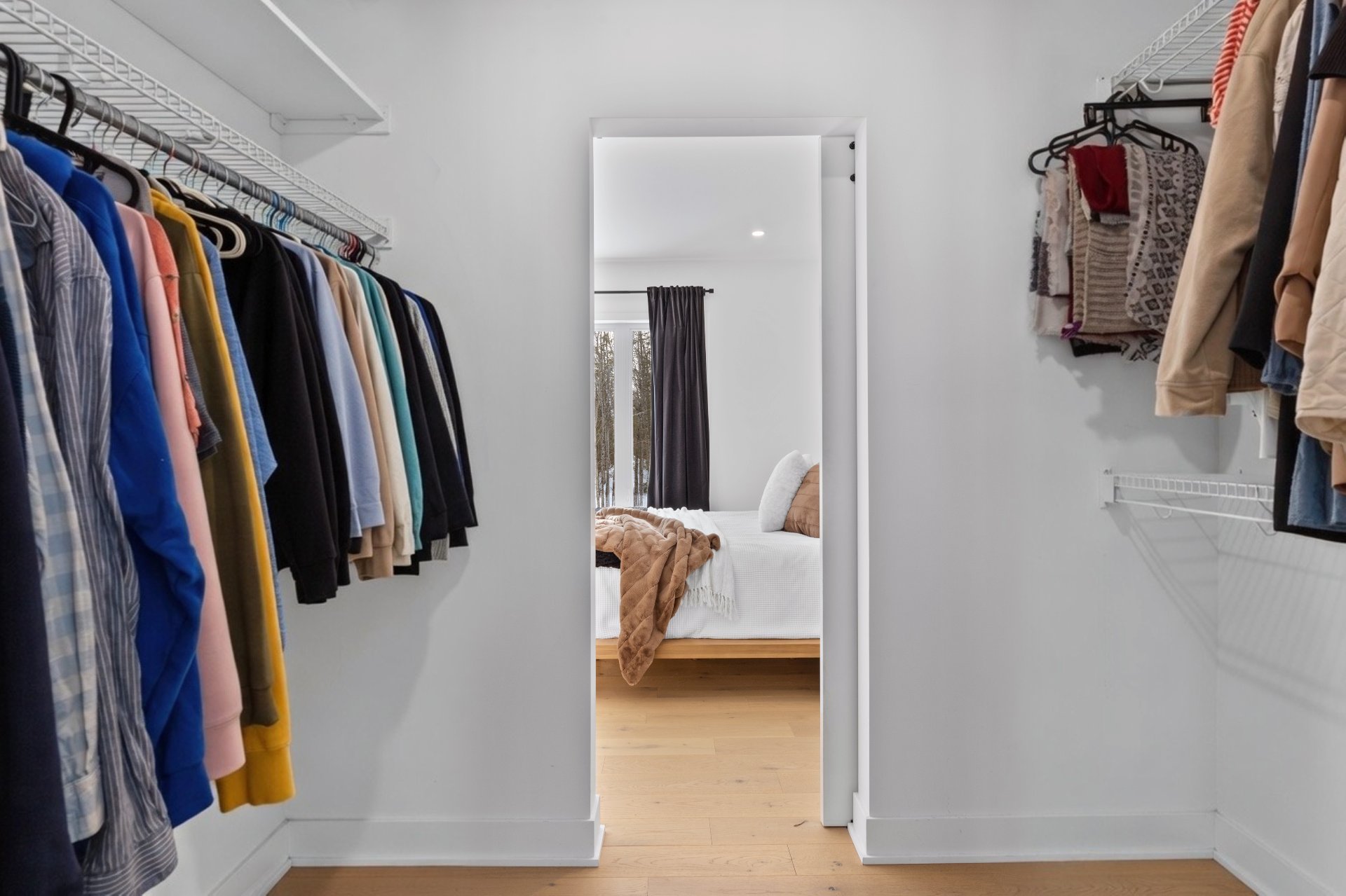 Walk-in closet