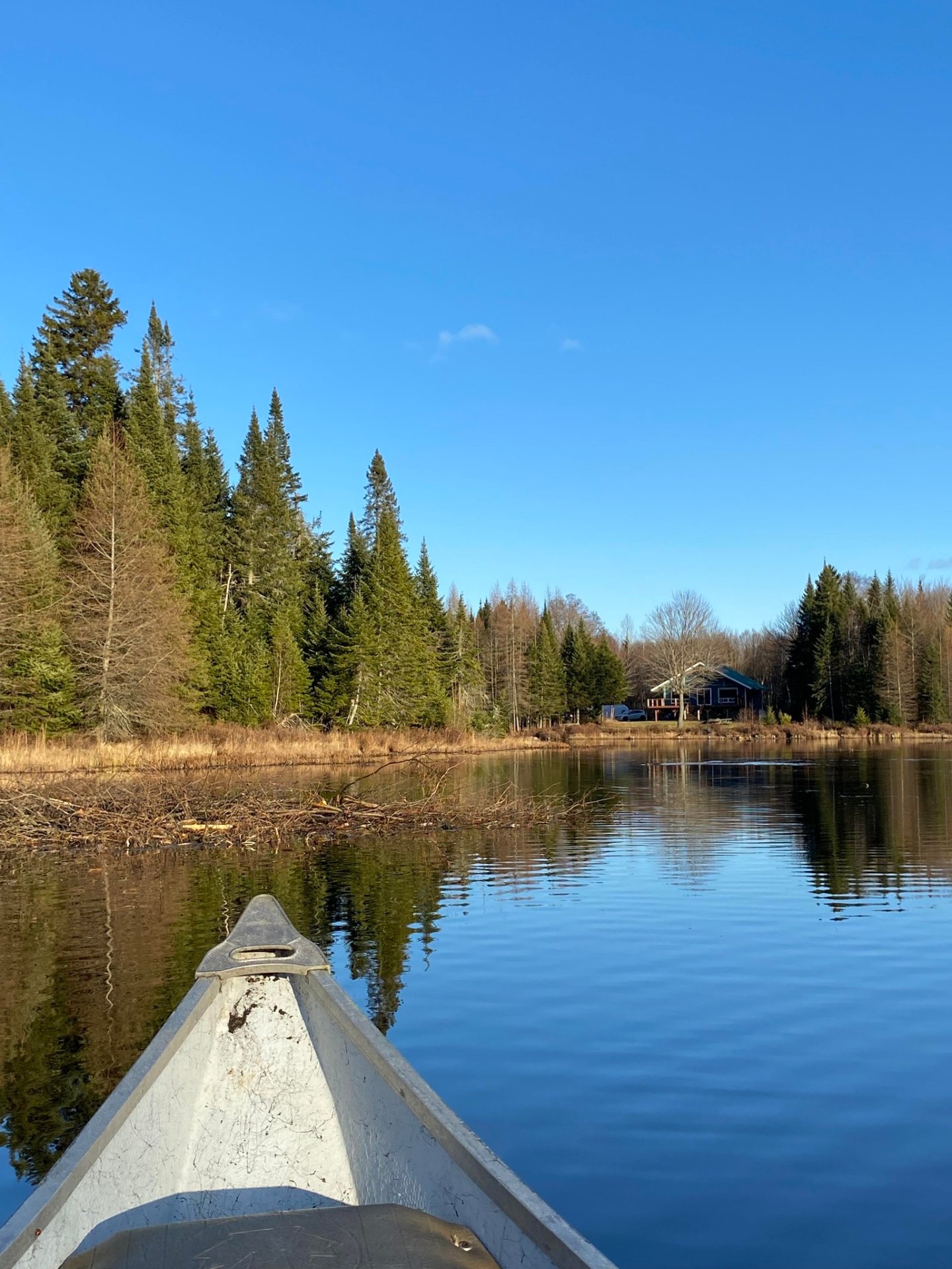 Access to the body of water