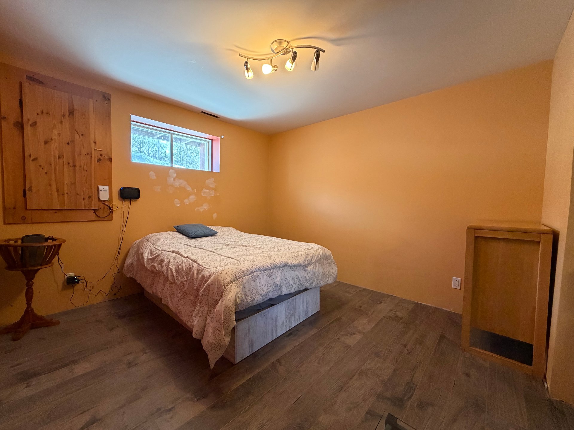 Chambre à coucher 2