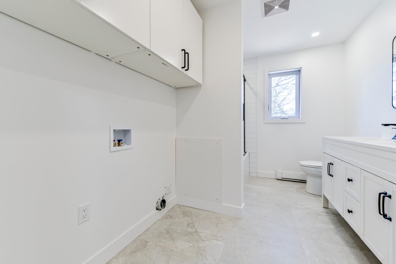 Espace pour laveuse & sécheuse