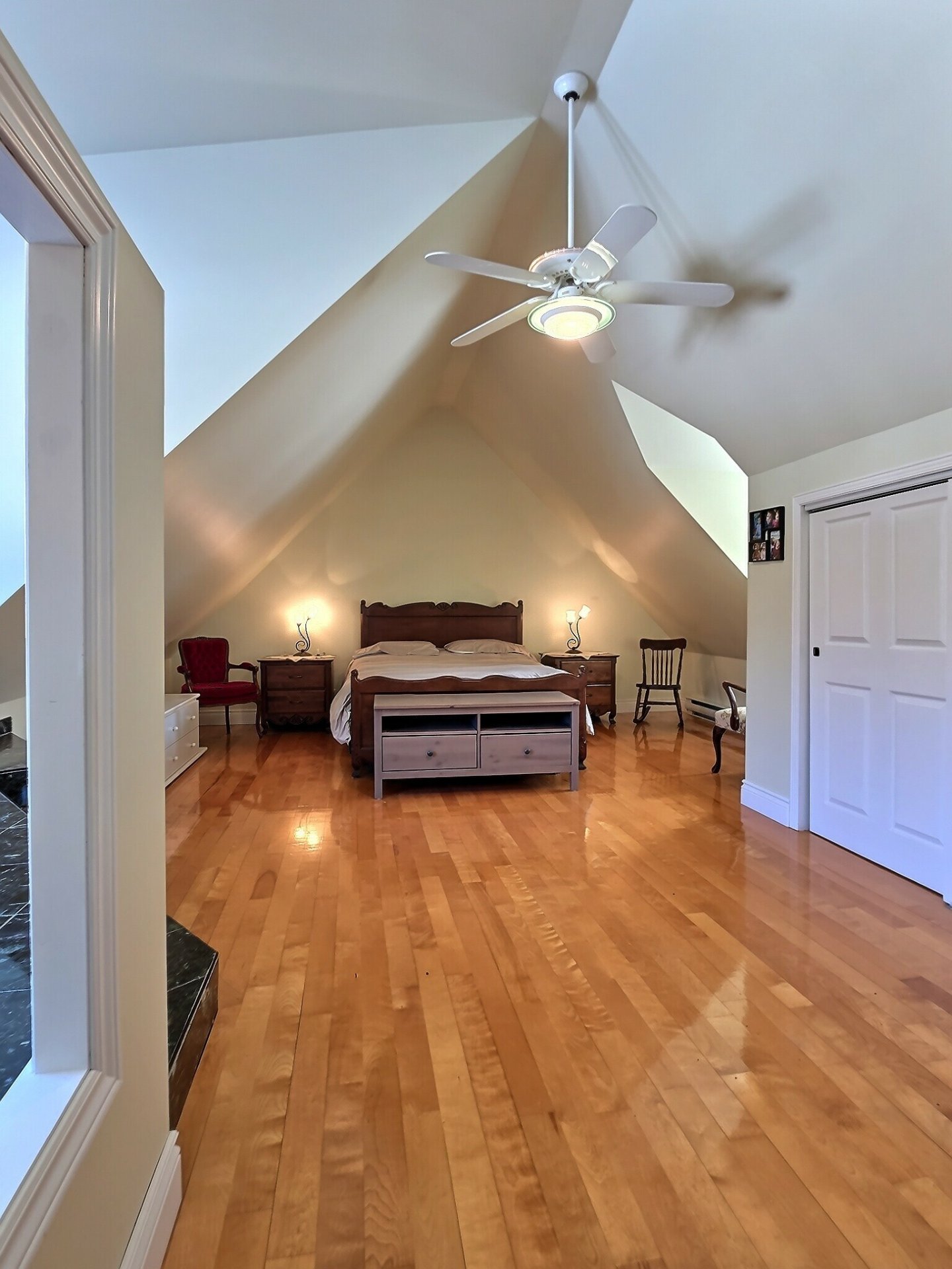 Chambre à coucher principale