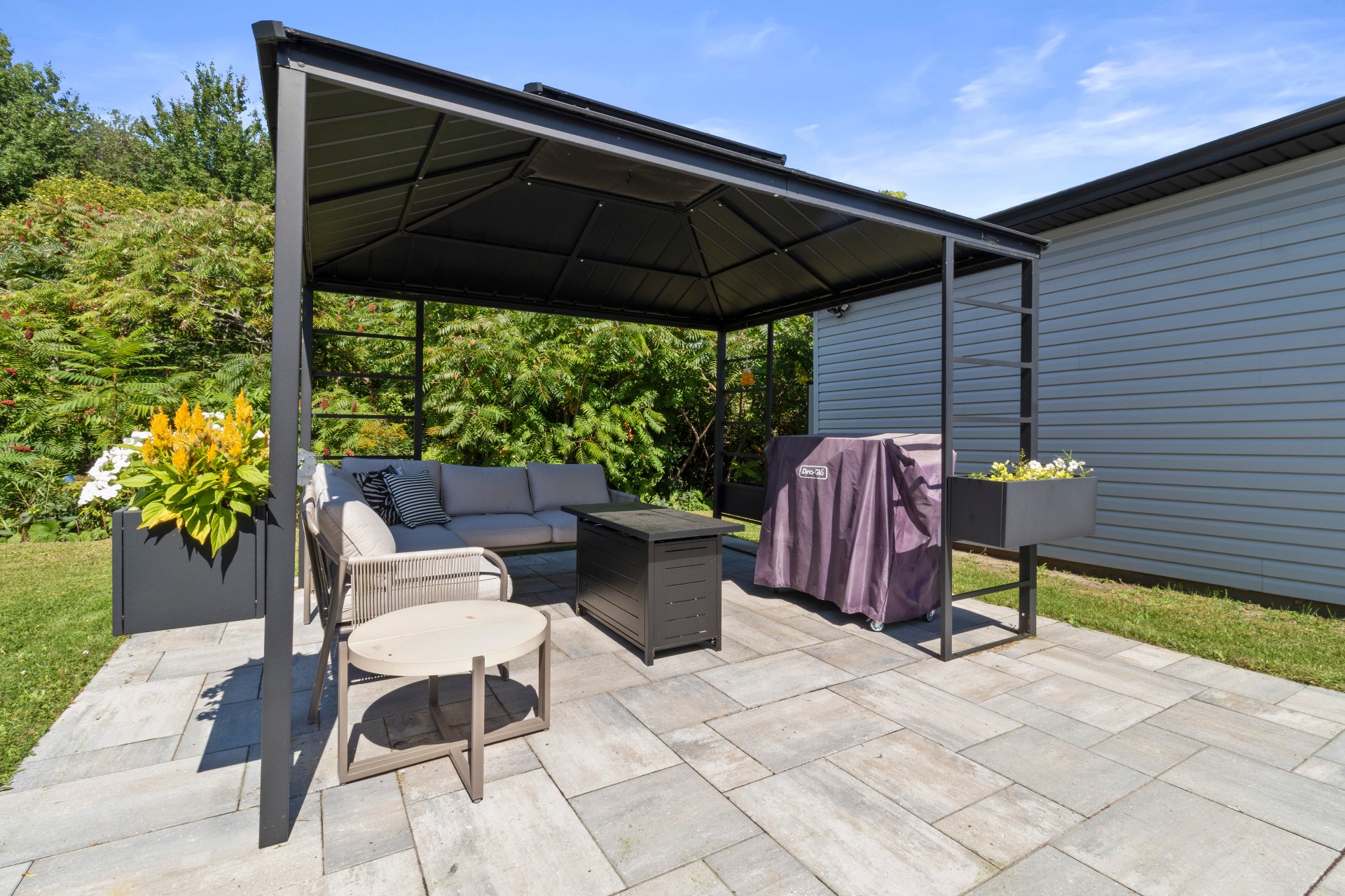gazebo