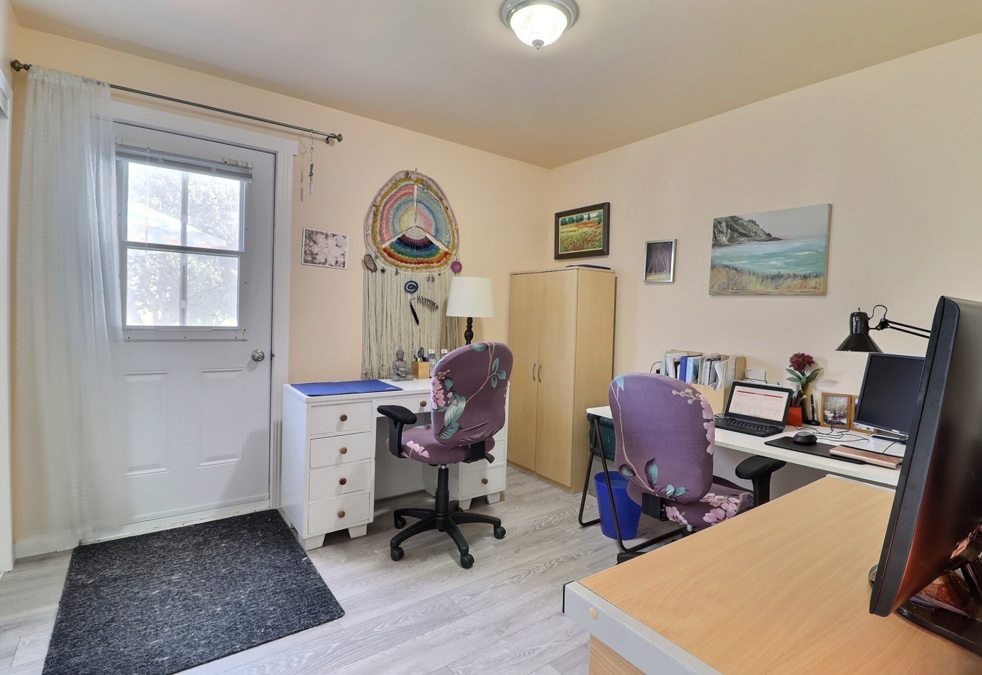 logement cc ou bureau, avec acces au patio arriere