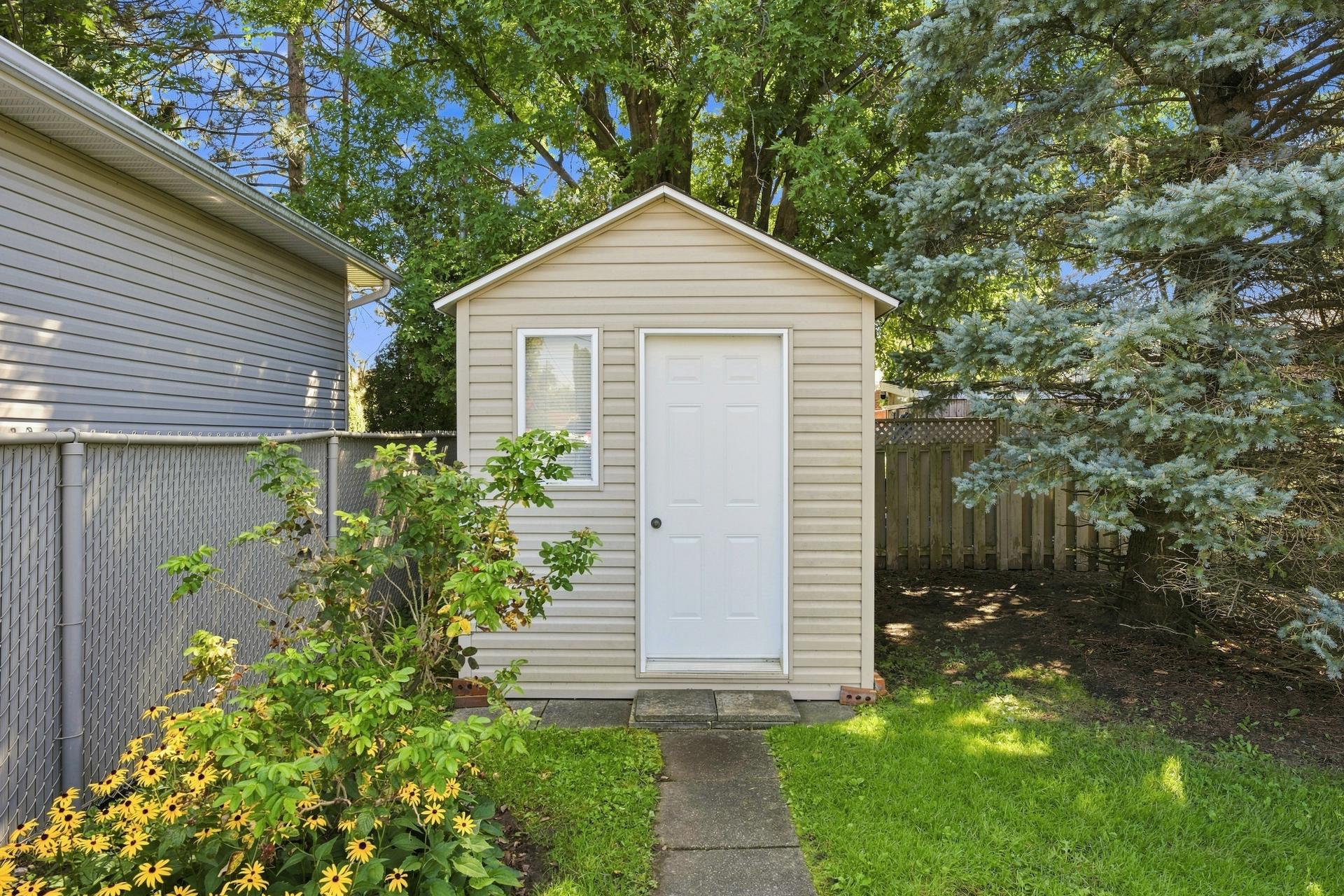 Shed