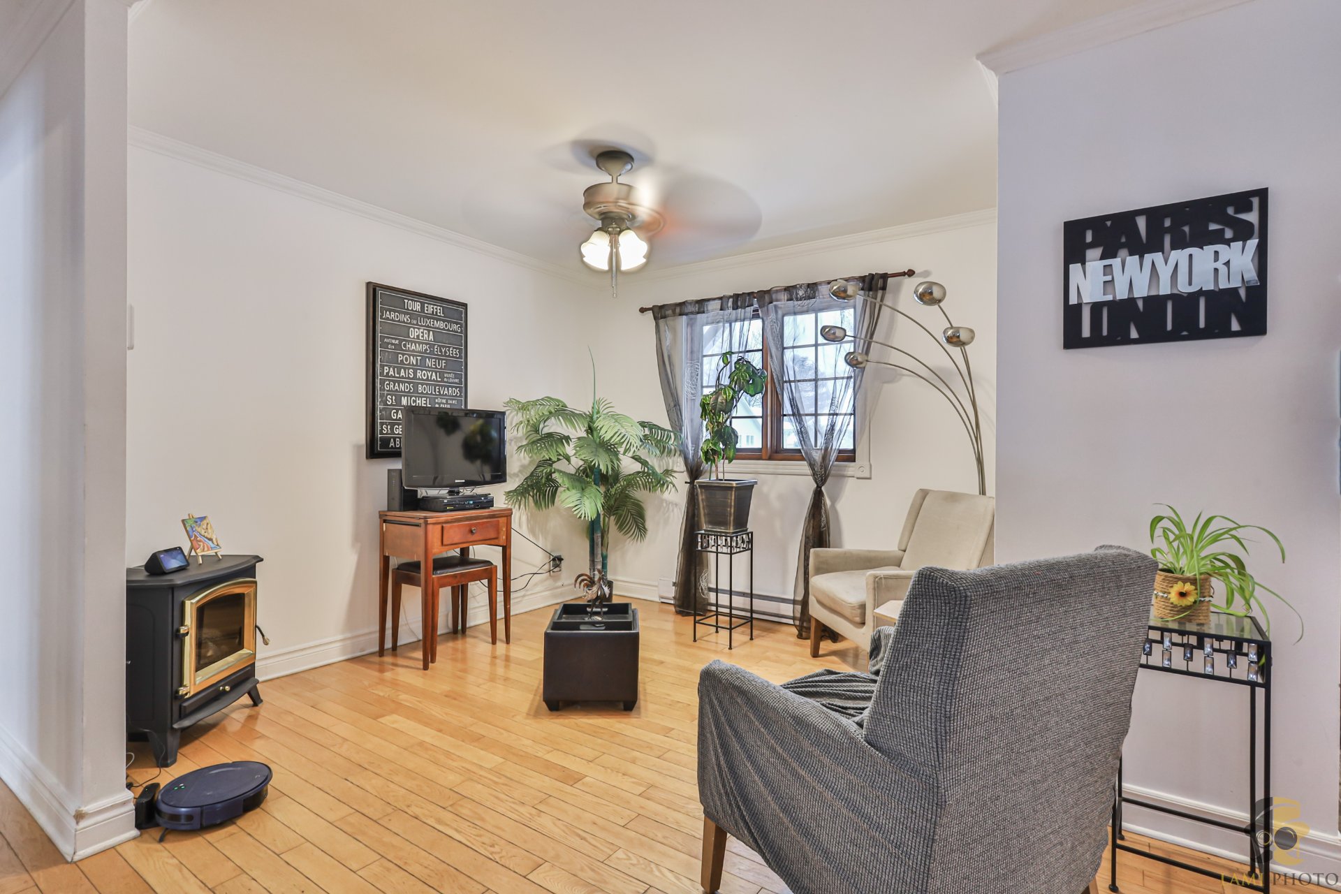Salon
