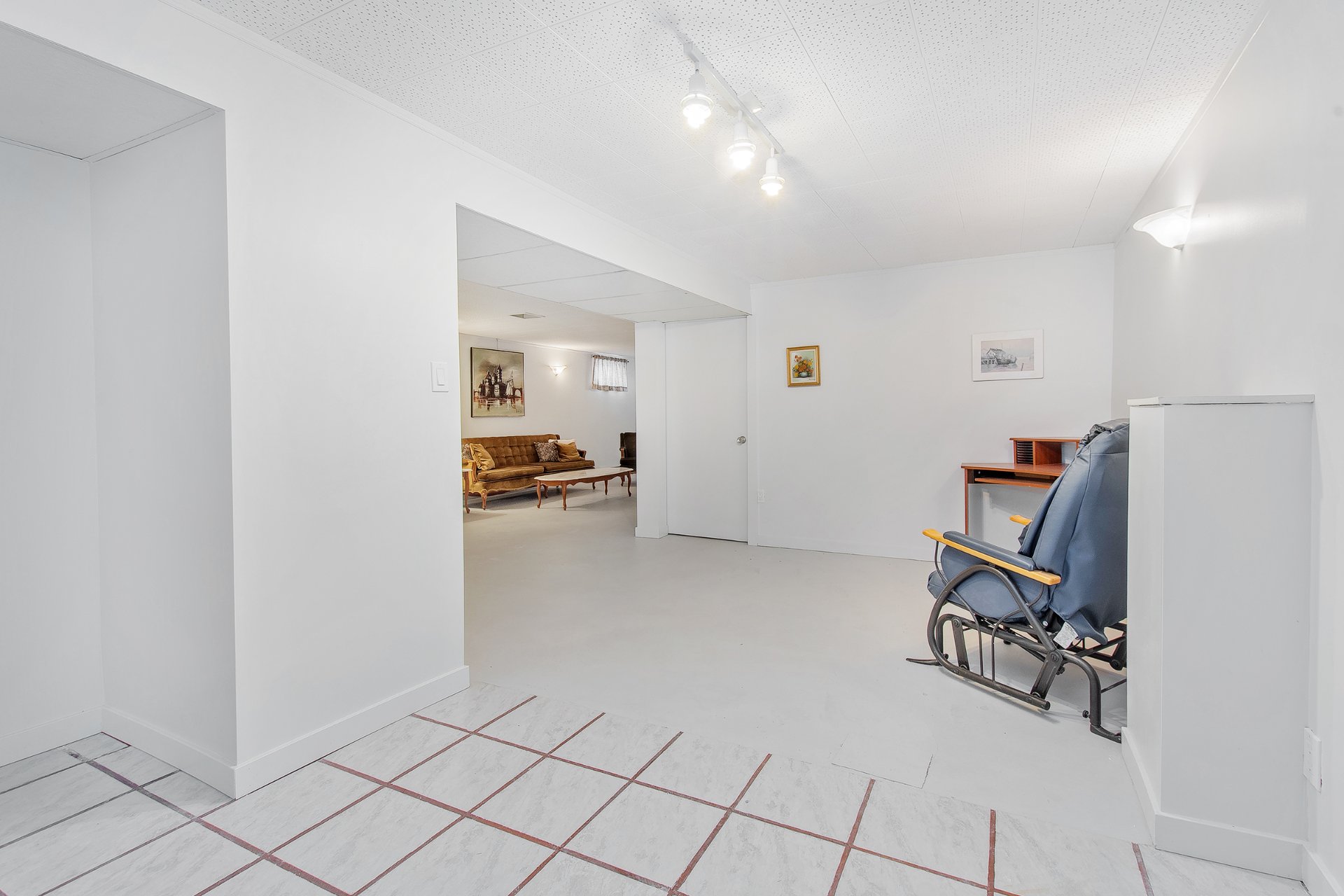 Espace bureau ou salle de jeux