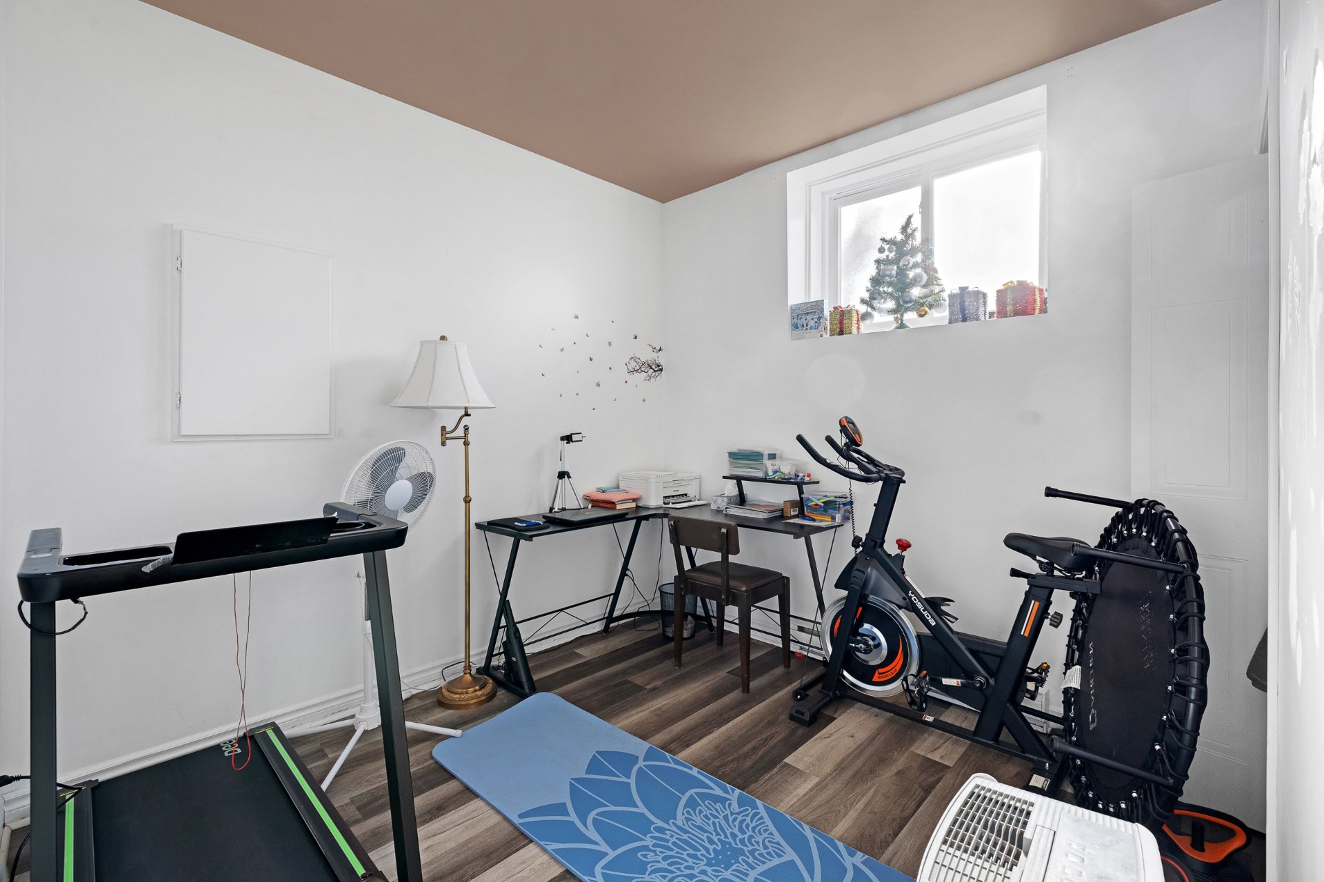 Bureau/ Chambre à coucher