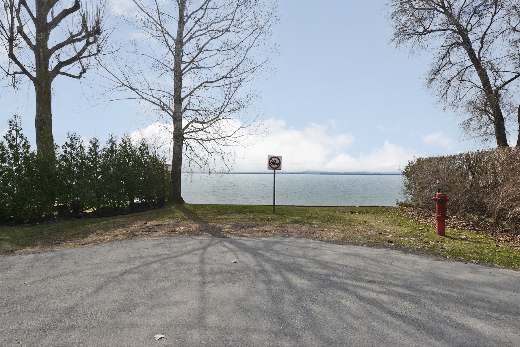 Access to a body of water