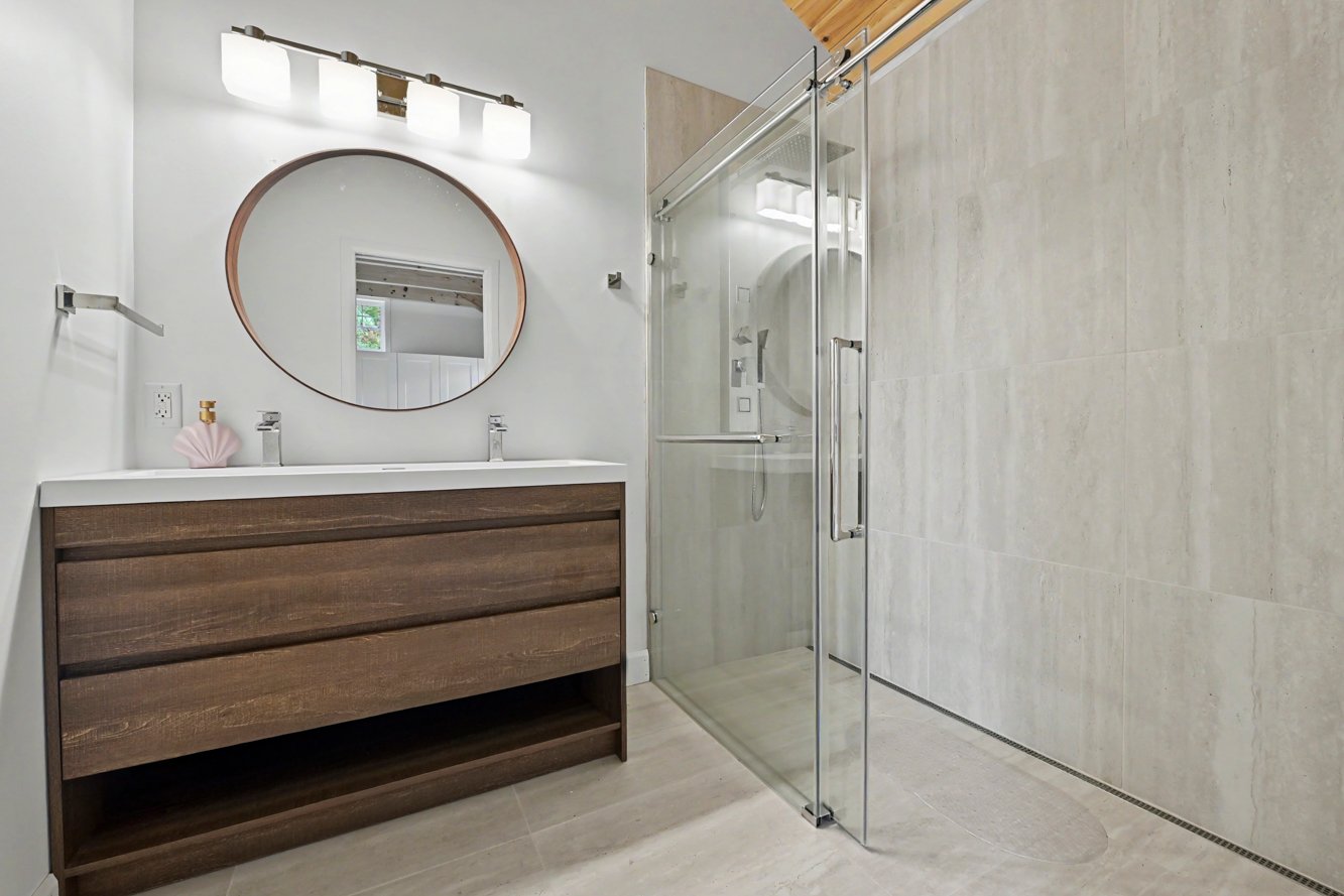 Salle de bains attenante à la CCP