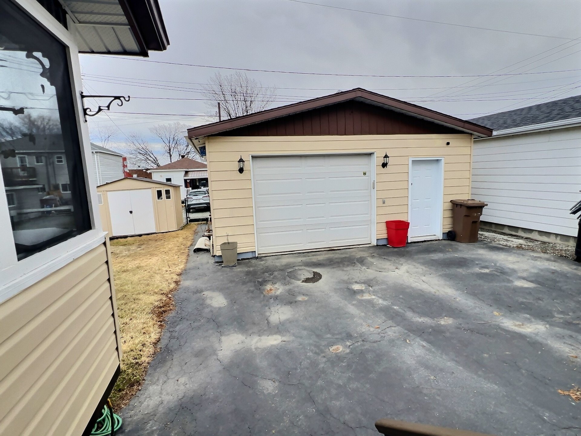 Garage