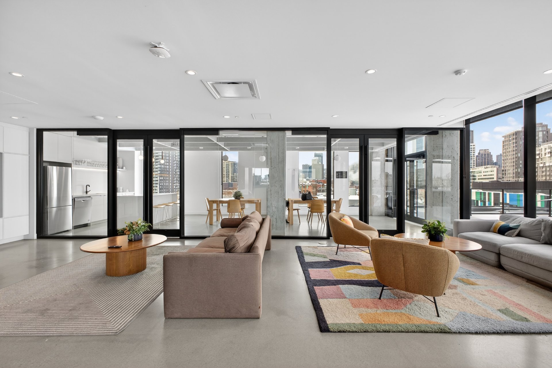 With a shared kitchen and dining area