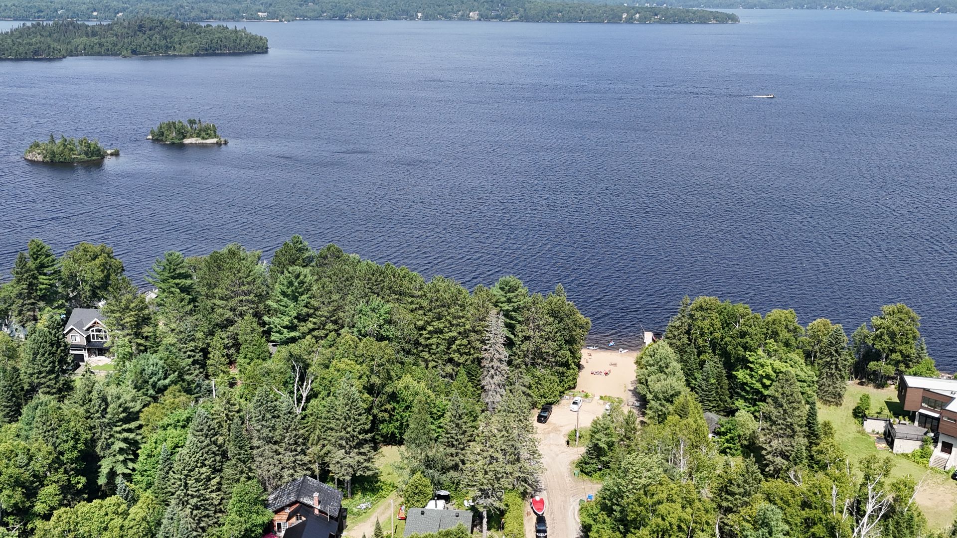 Accès au plan d'eau