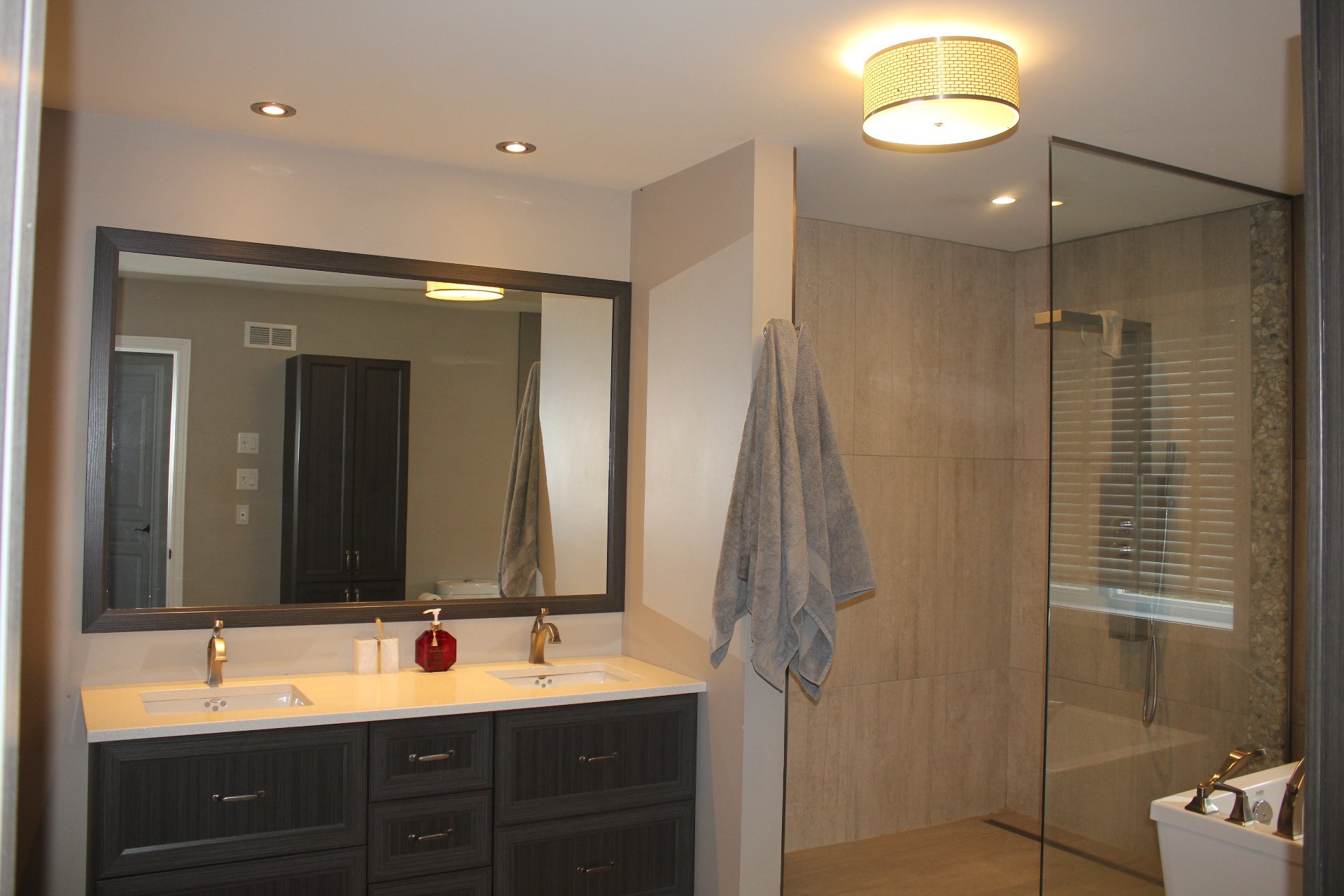 Salle de bains attenante à la CCP