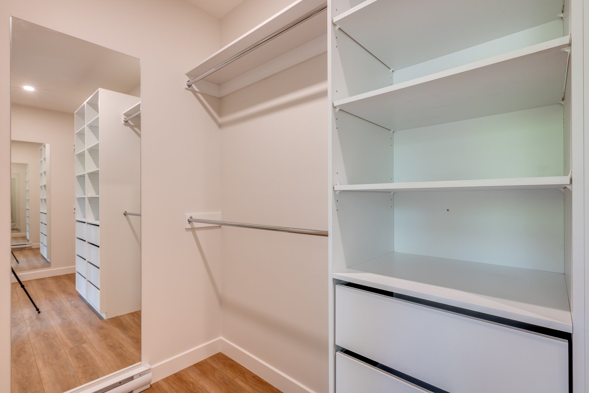 Walk-in closet