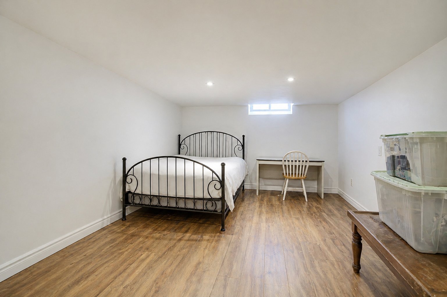 4692 (RDC+SS) - Loué 1959$/mois