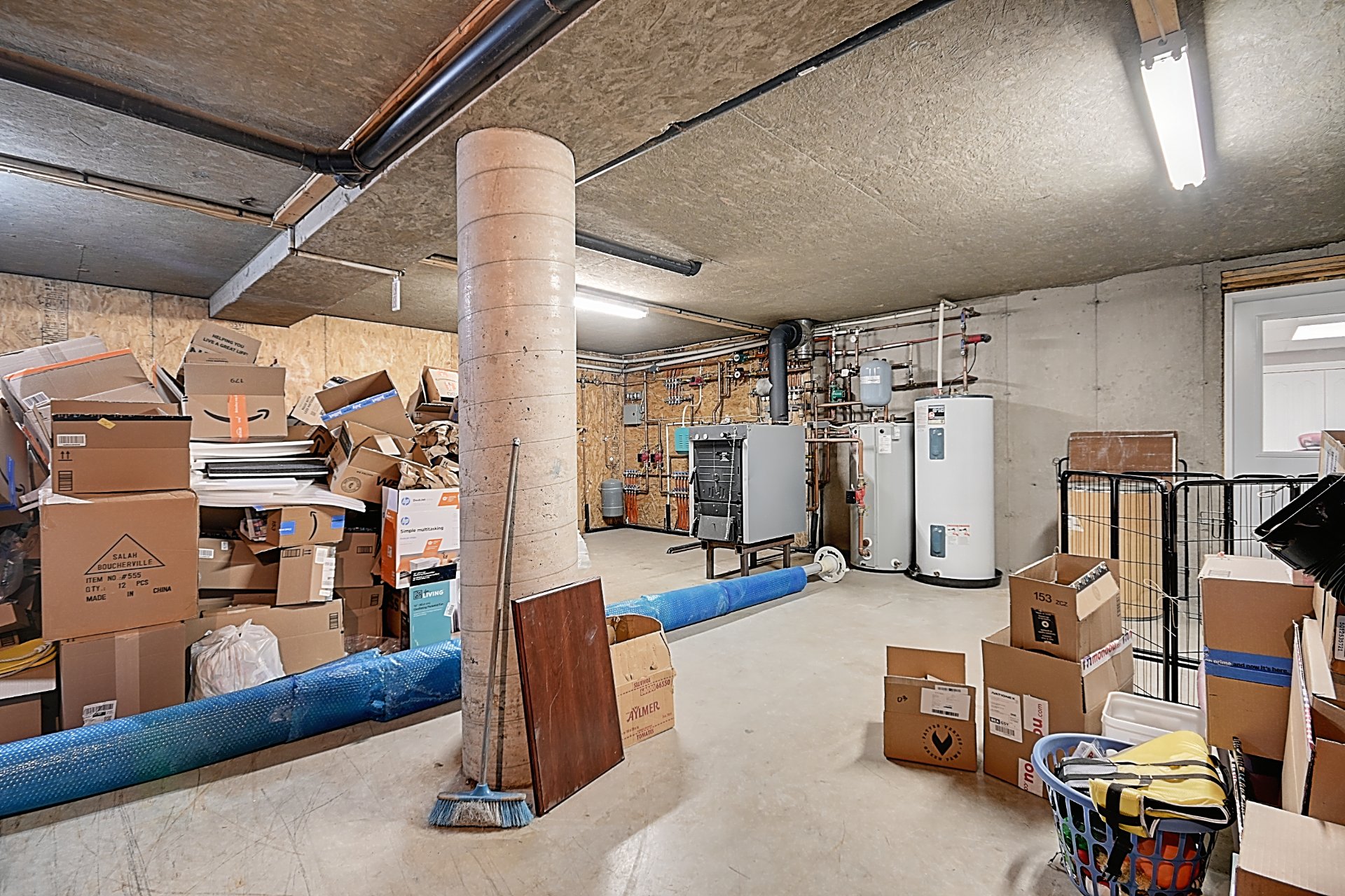 sous-sol du garage plafond pleine hauteur