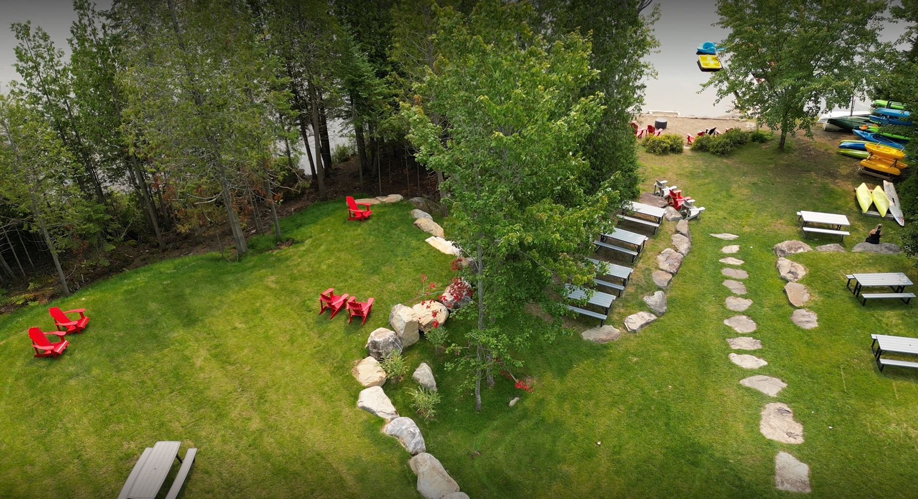 Accès au plan d'eau