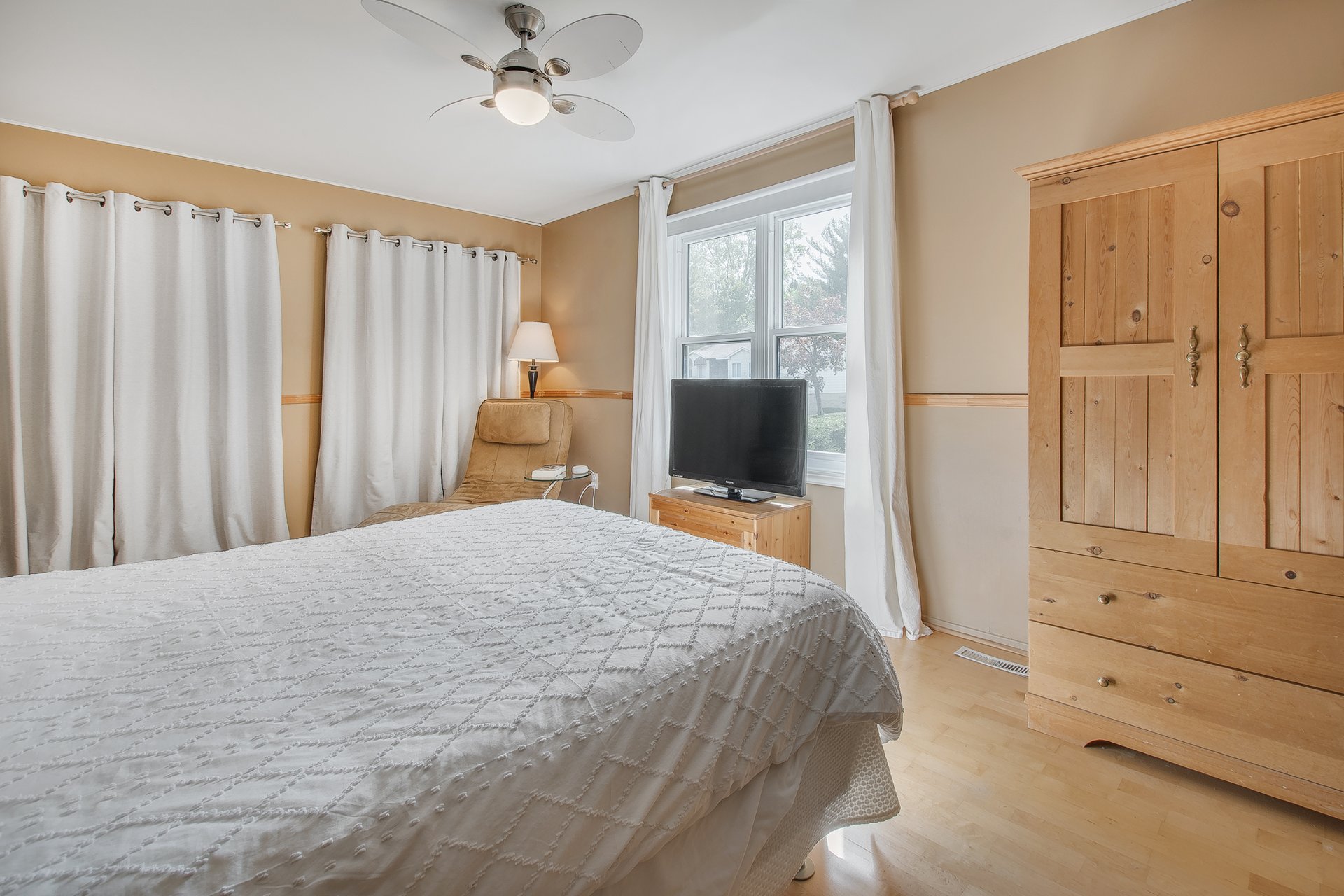 Primary bedroom