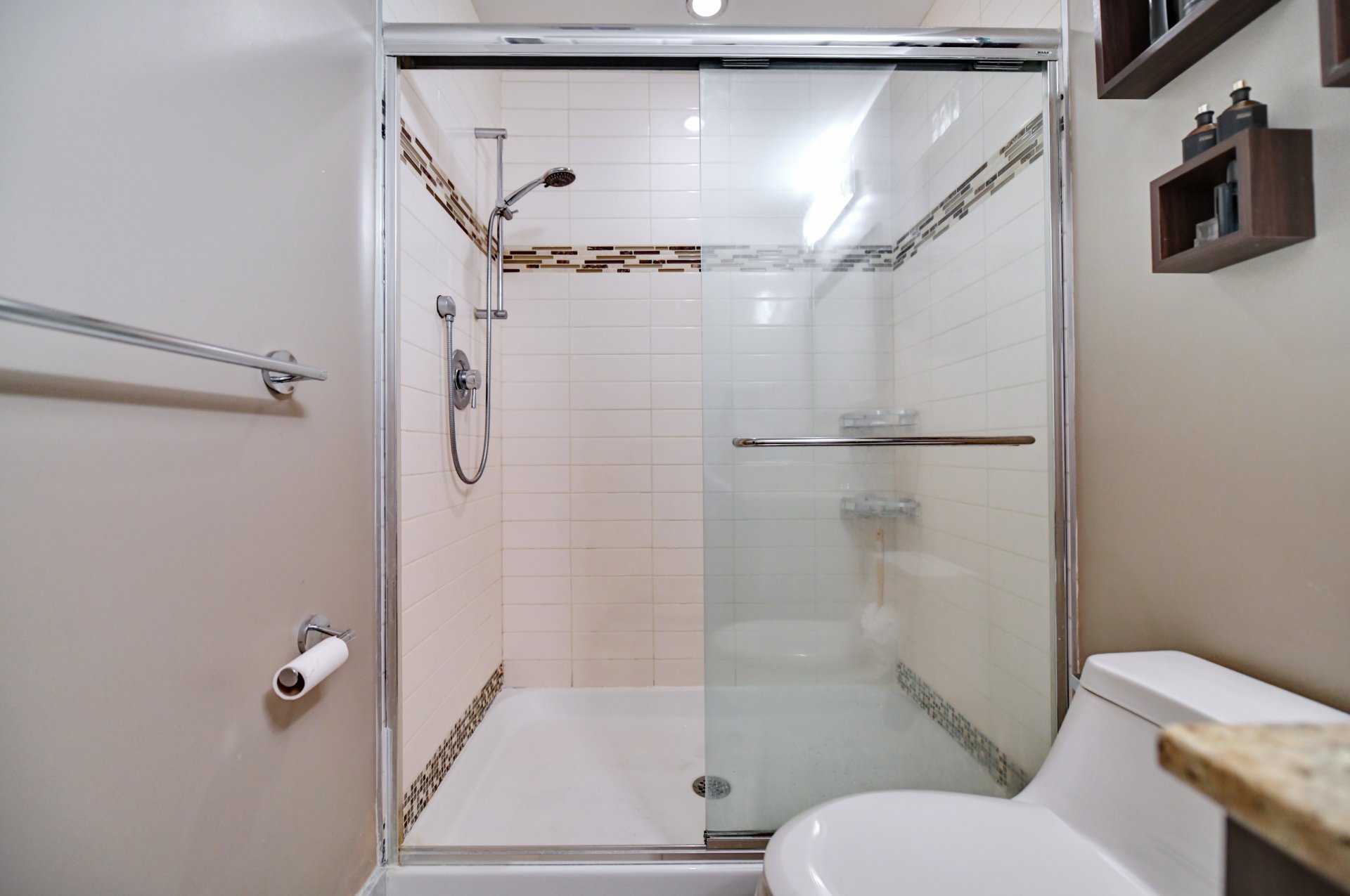 Salle de bains attenante à la CCP