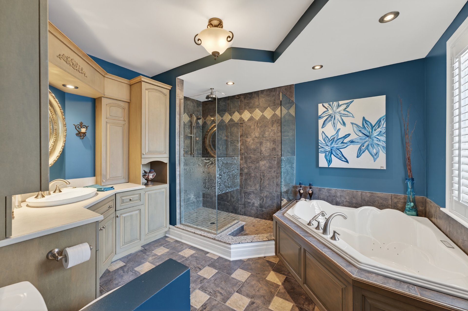 Salle de bains attenante à la CCP