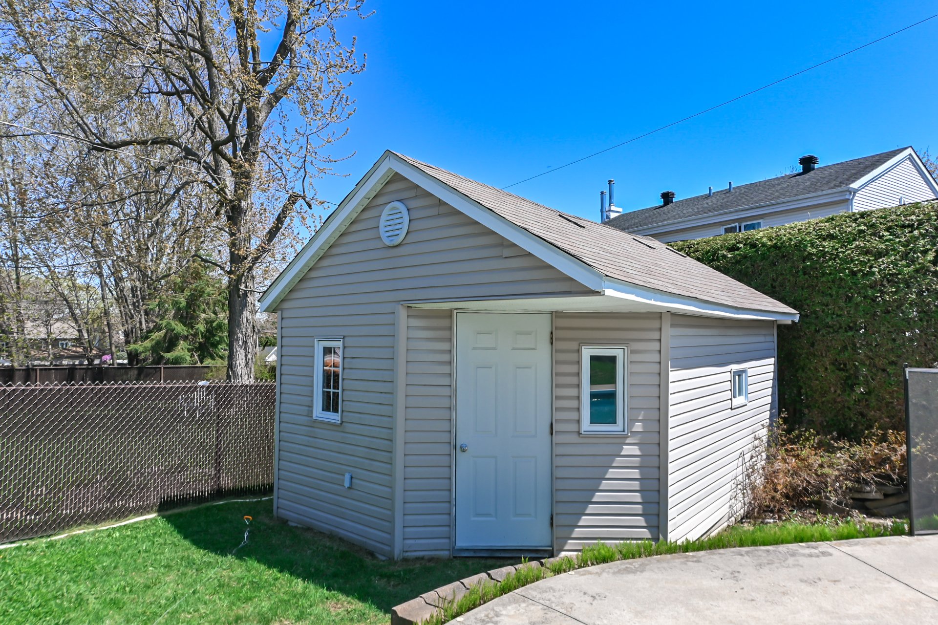 Shed