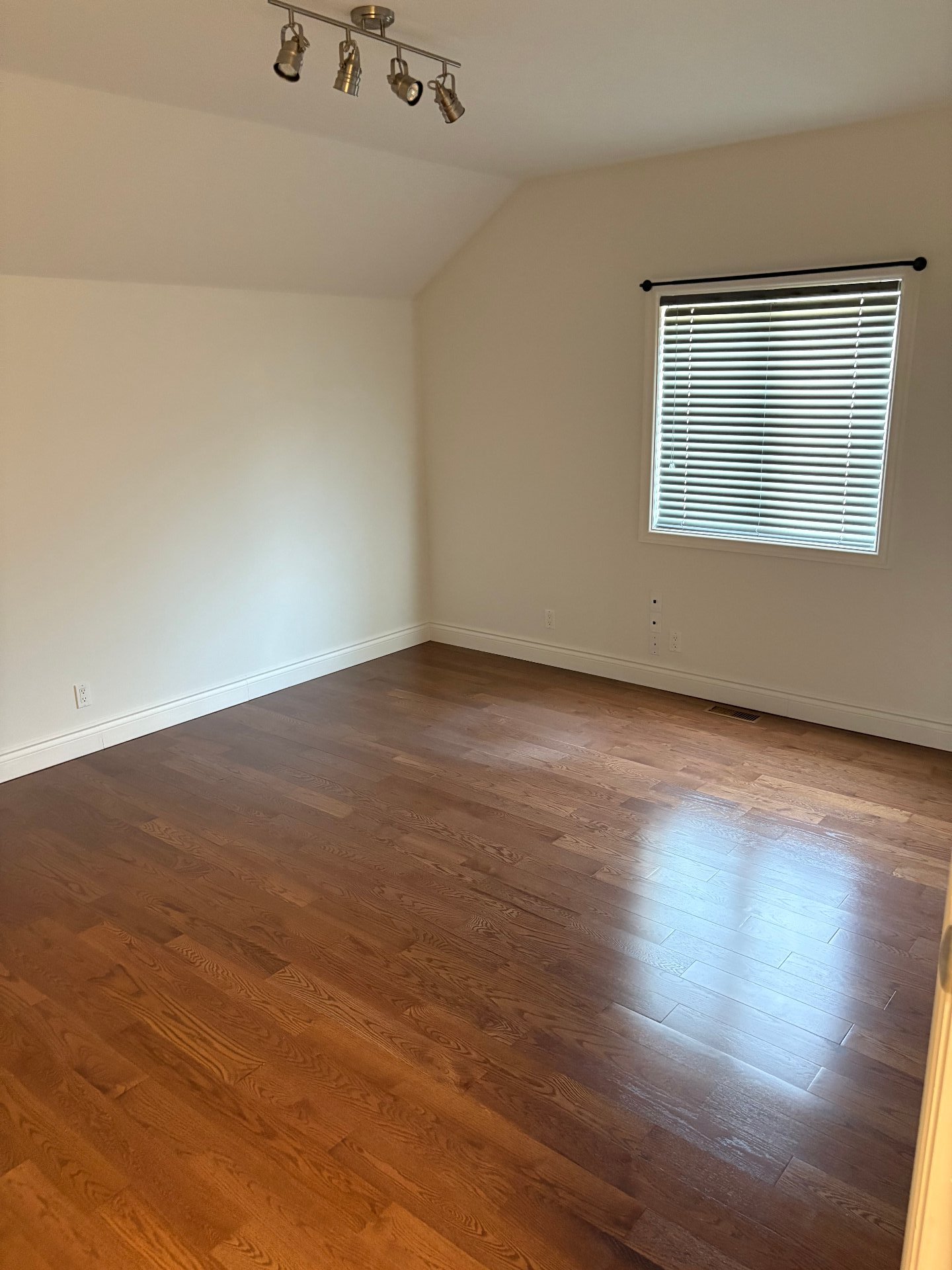 1082, cottage pour propriétaire