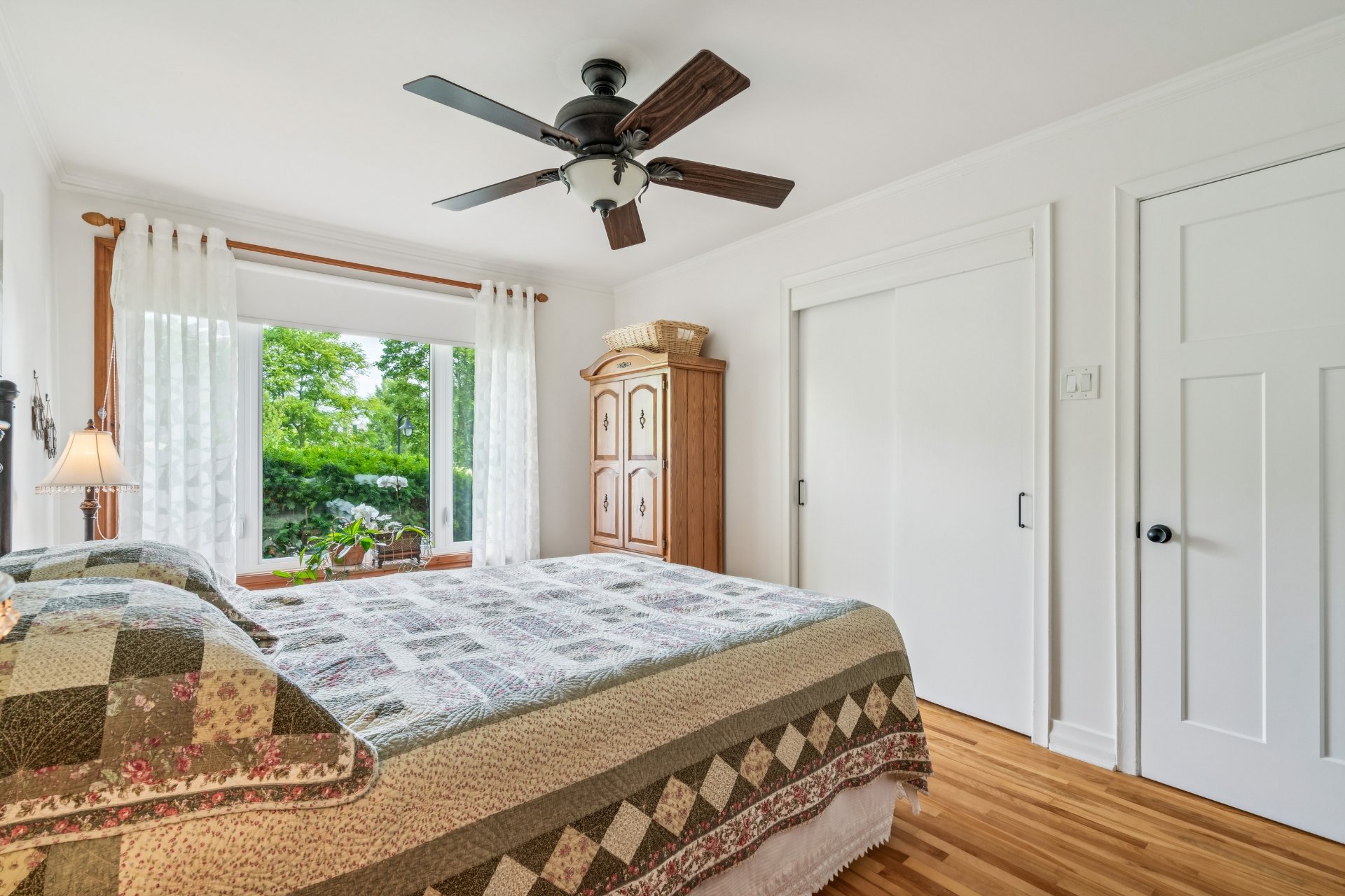 Chambre à coucher principale