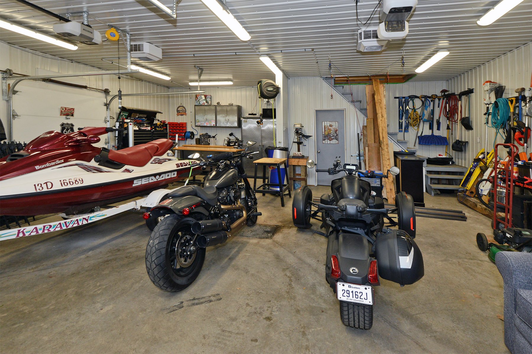 Garage
