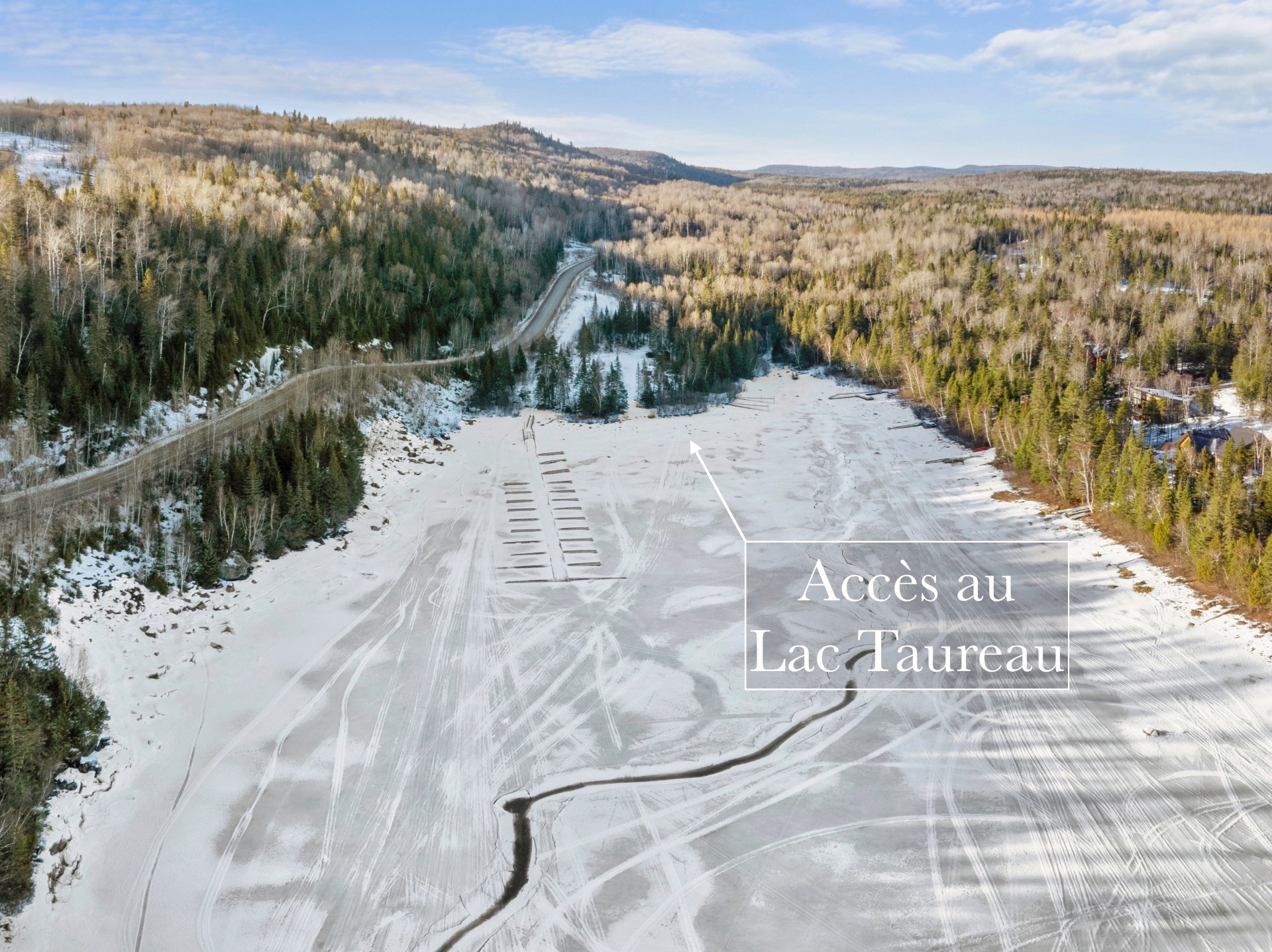 Accès au plan d'eau