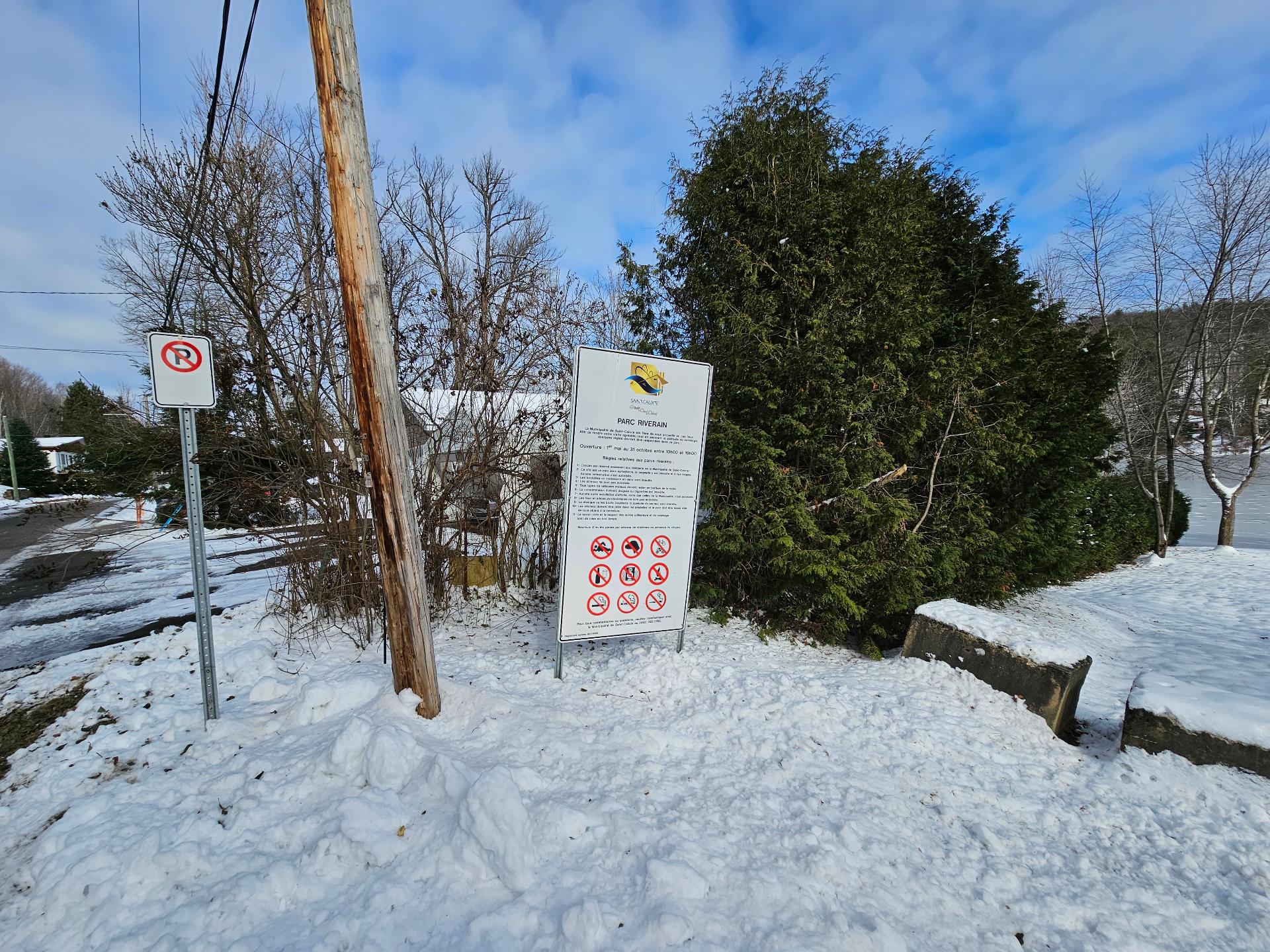 Accès au plan d'eau