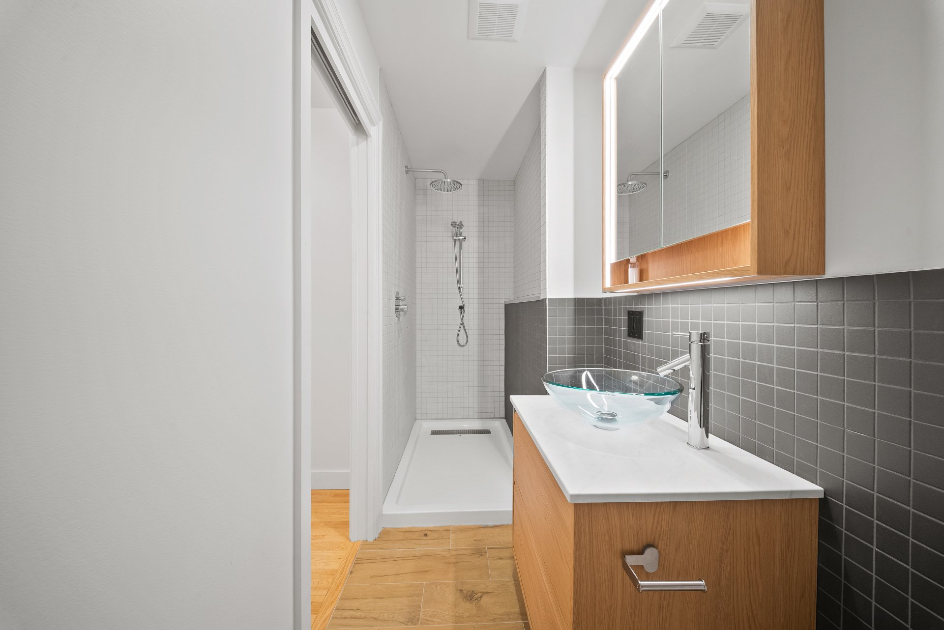 Ensuite bathroom