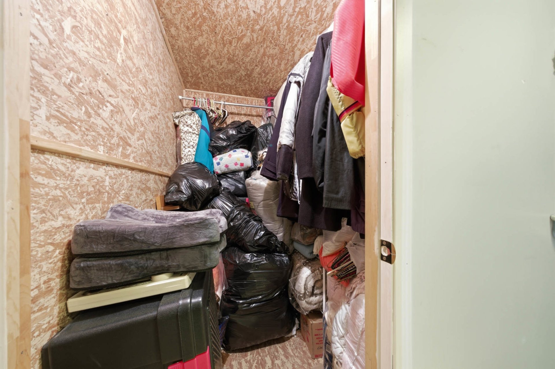 Walk-in closet