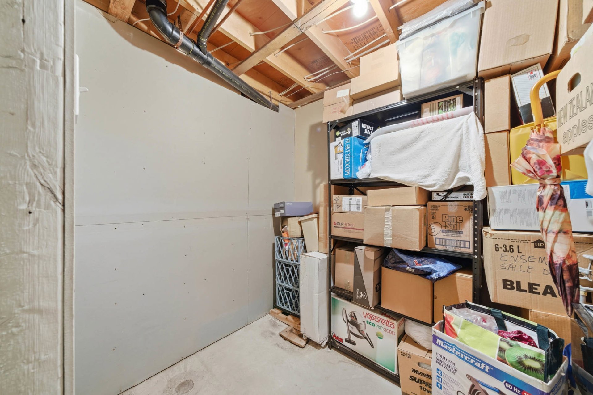 à finir, conduits sous dalle installés