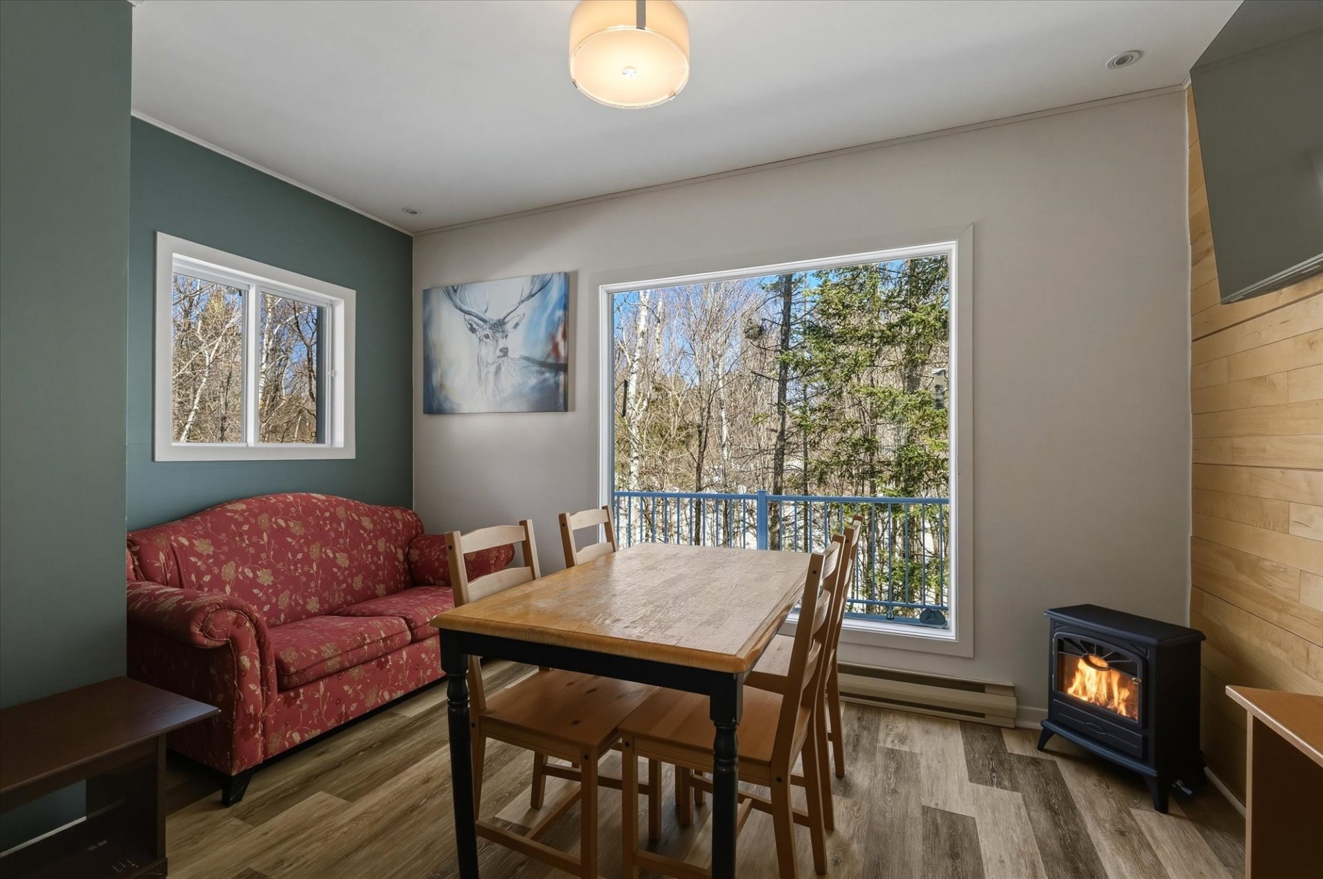 Salle à manger secondaire/salle détente