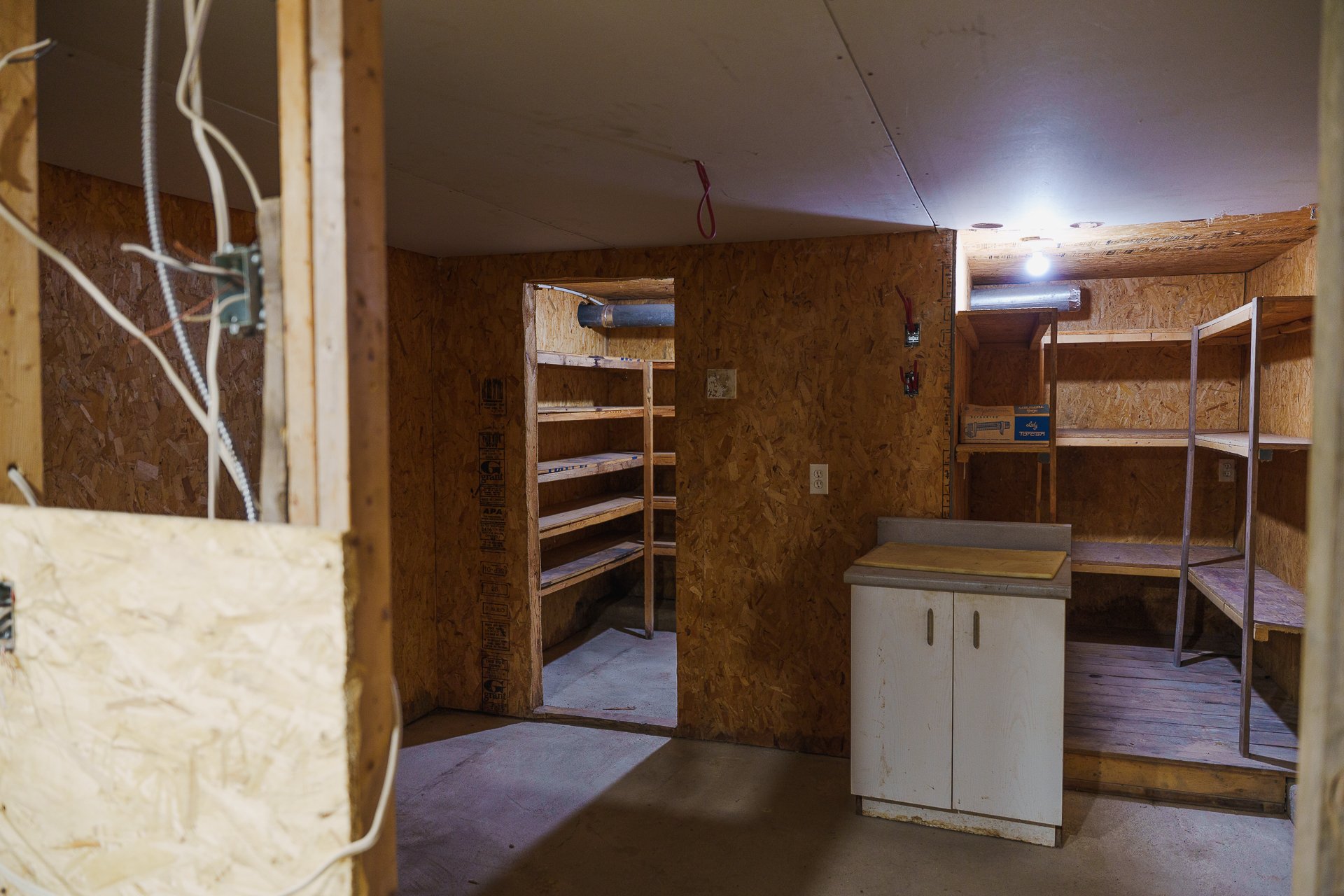 Cave/ chambre froide