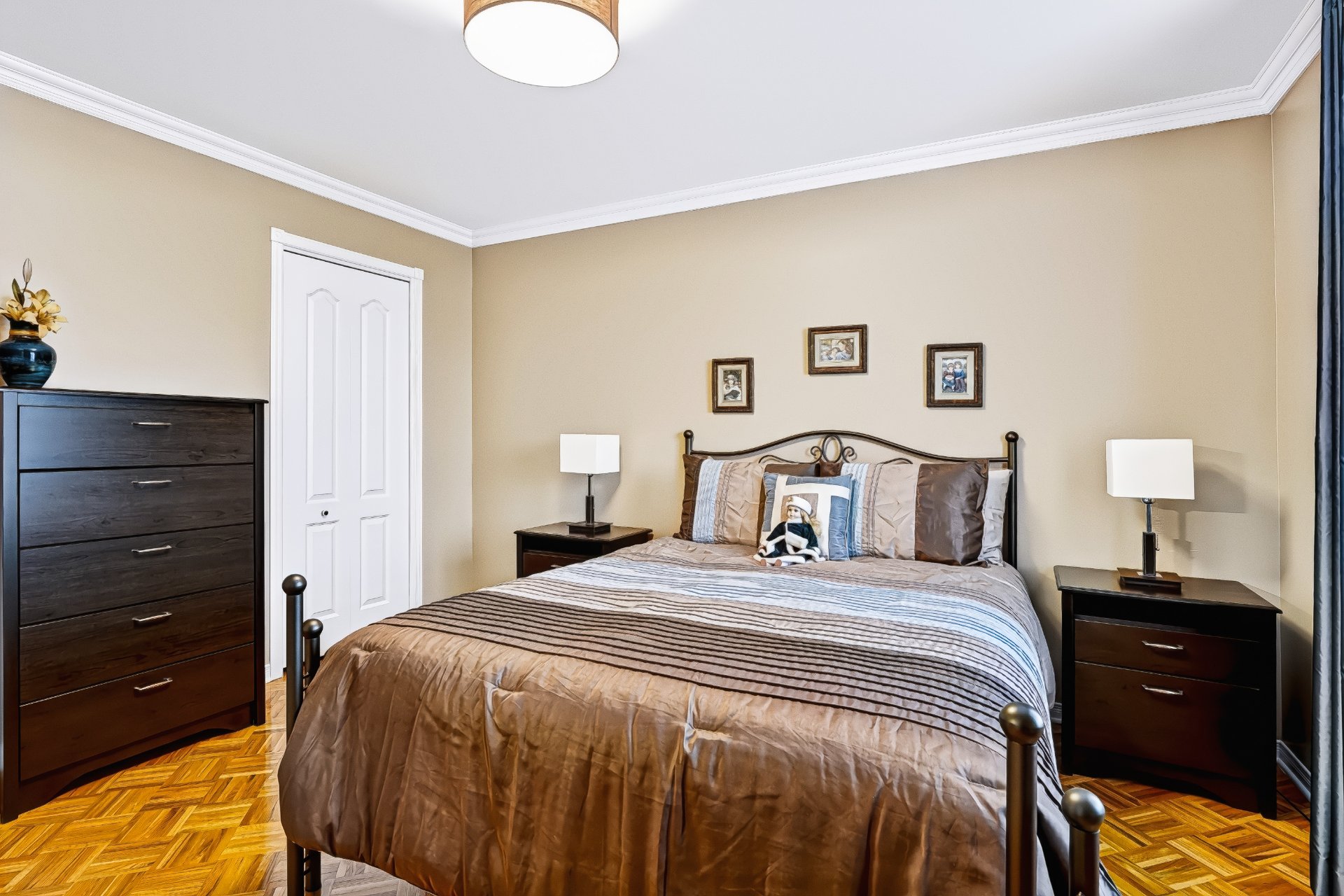 Chambre à coucher