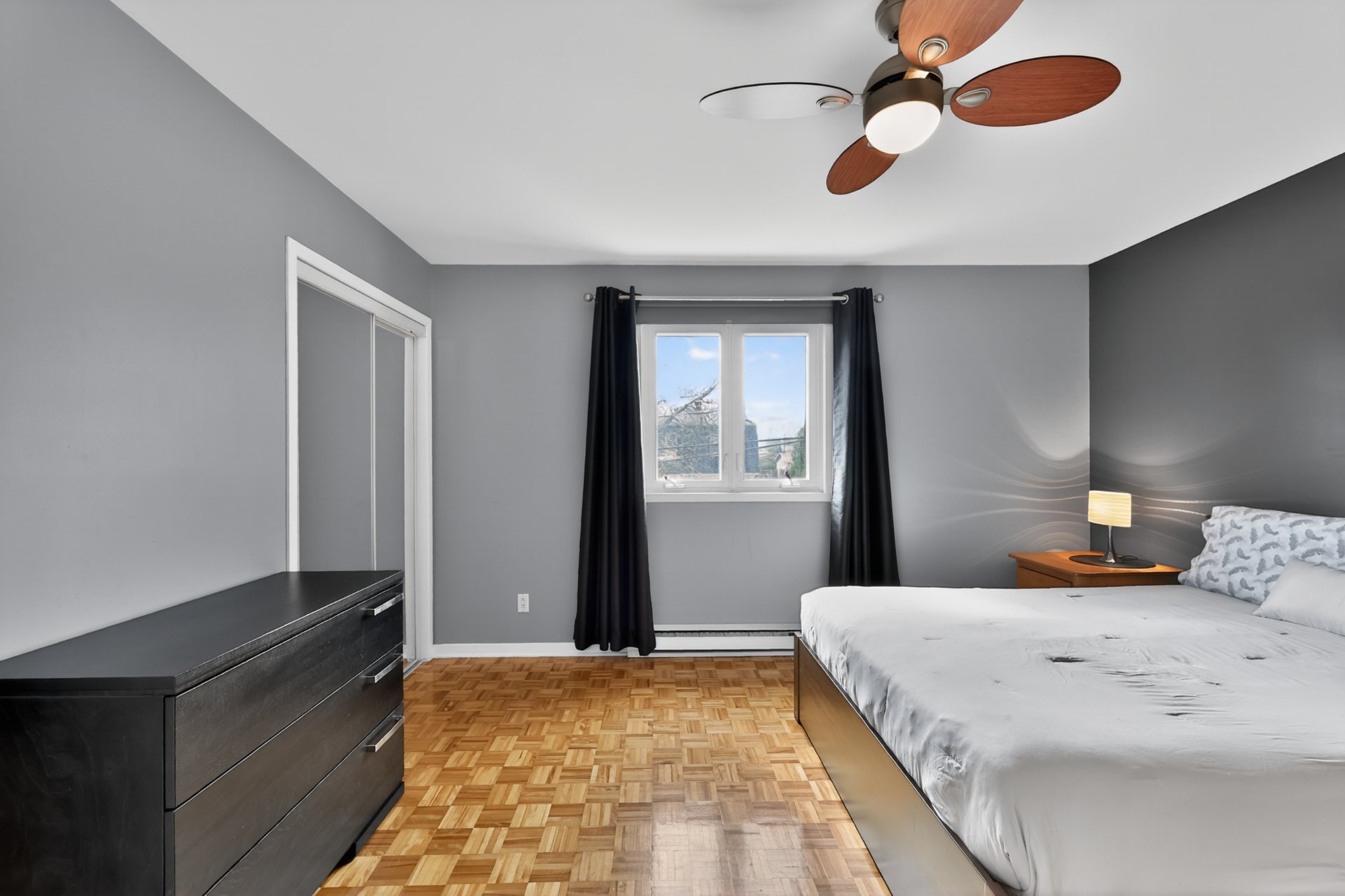 Chambre à coucher principale