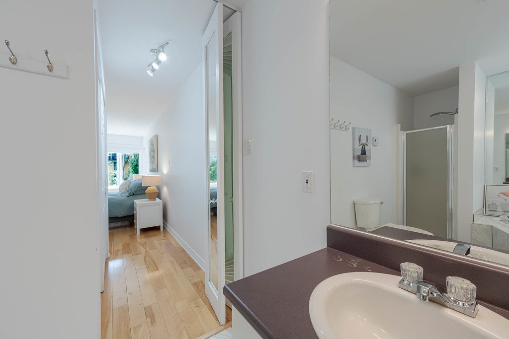 Ensuite bathroom