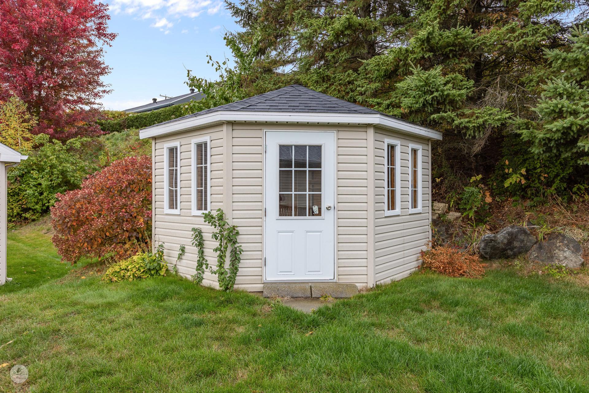 Shed