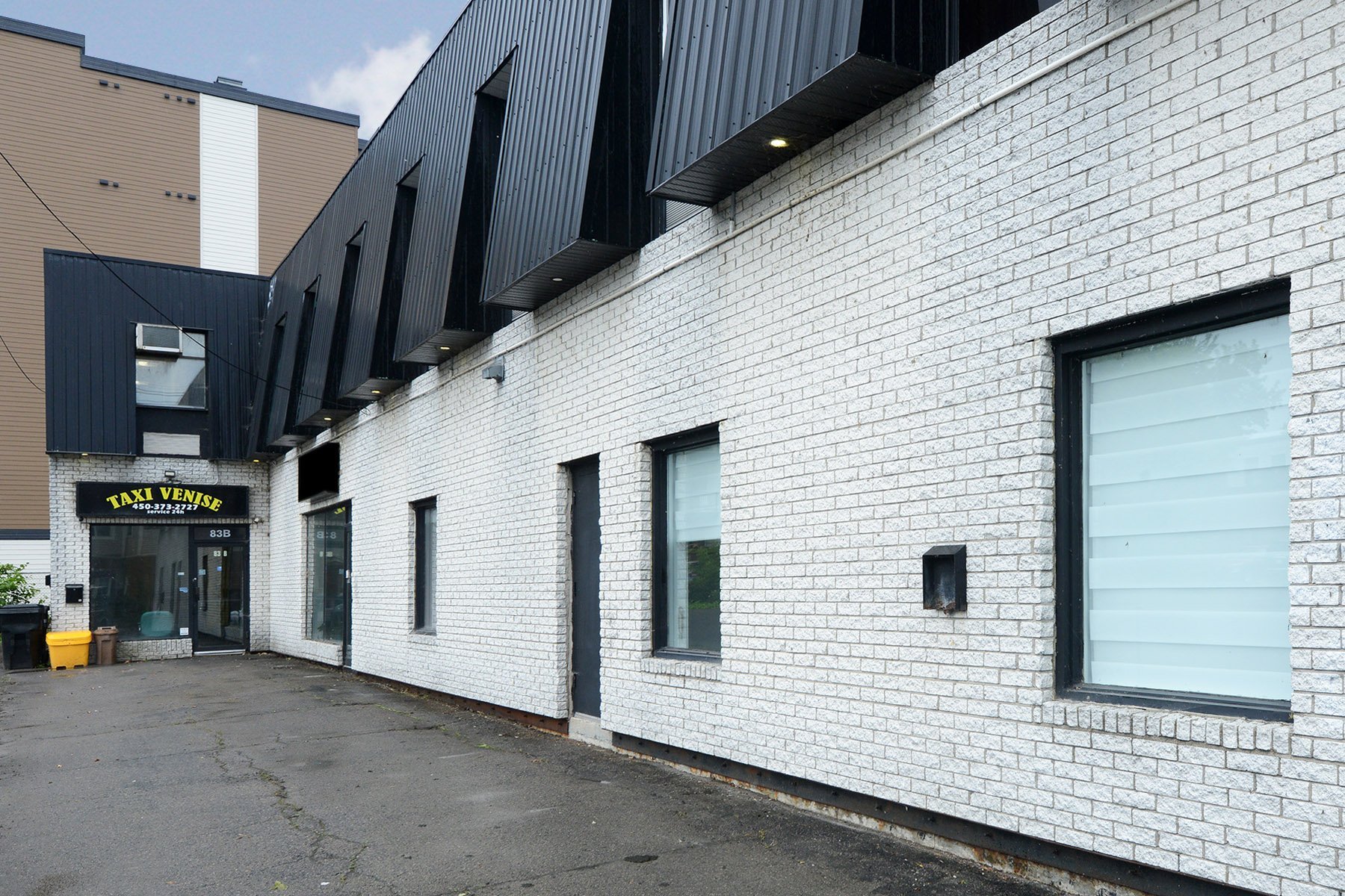 Entrée extérieure