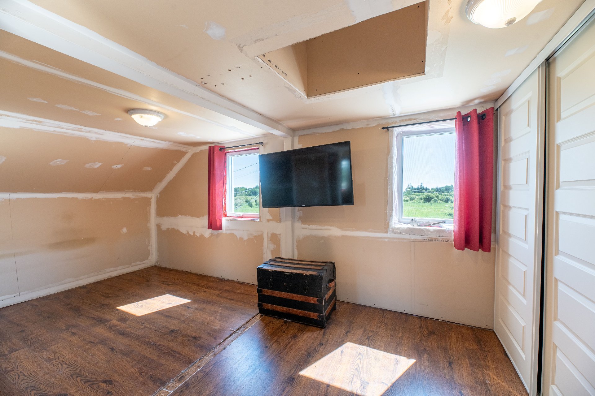 Primary bedroom