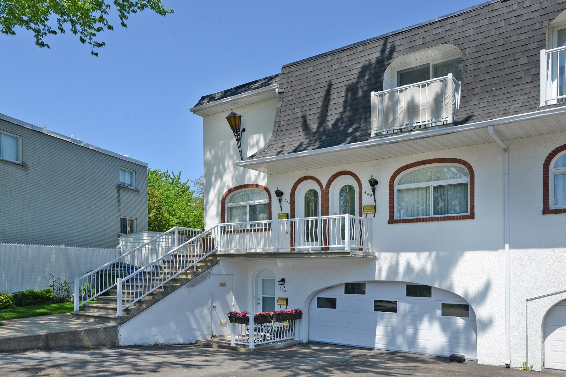 Façade