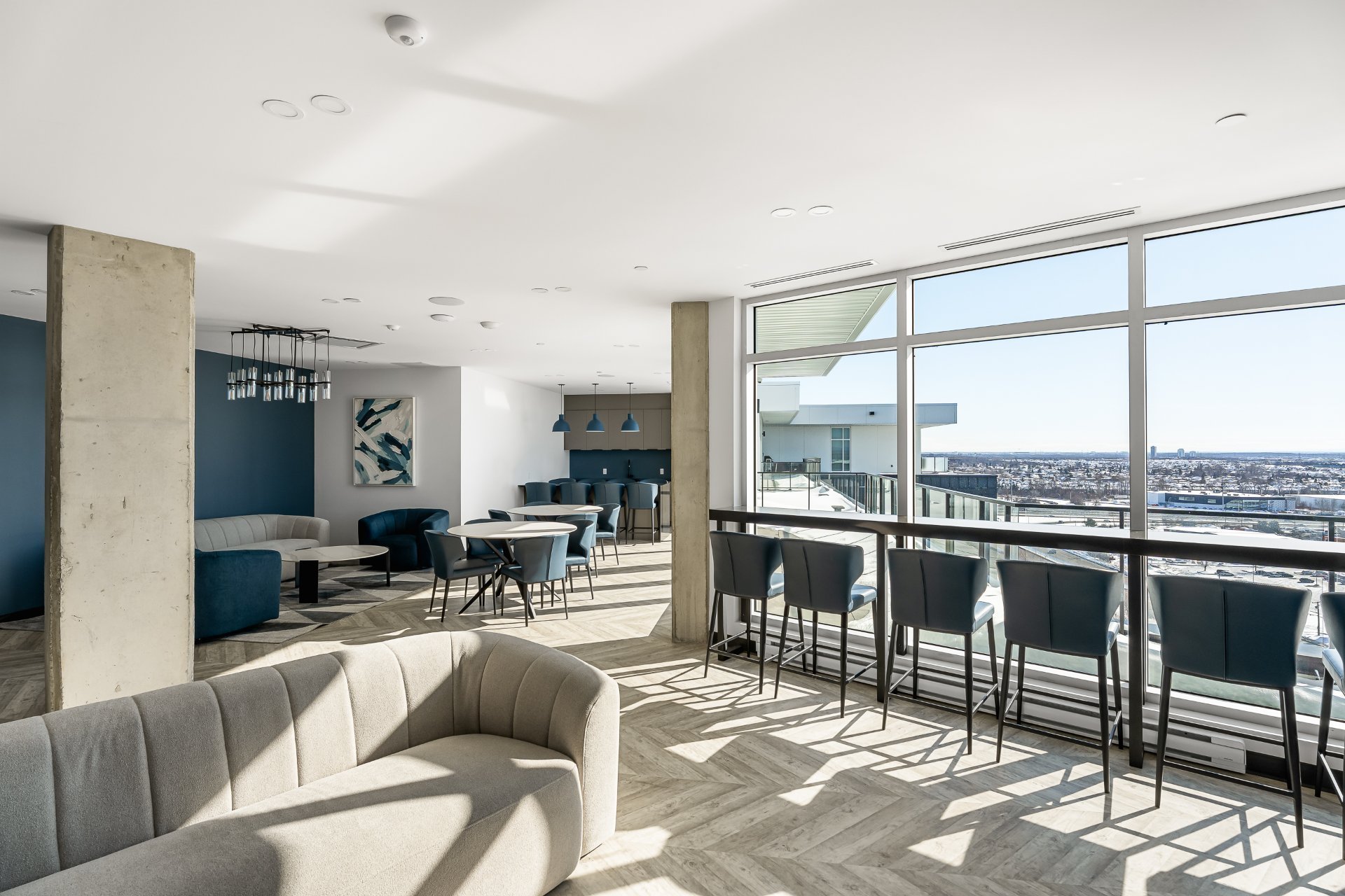 Sky Lounge