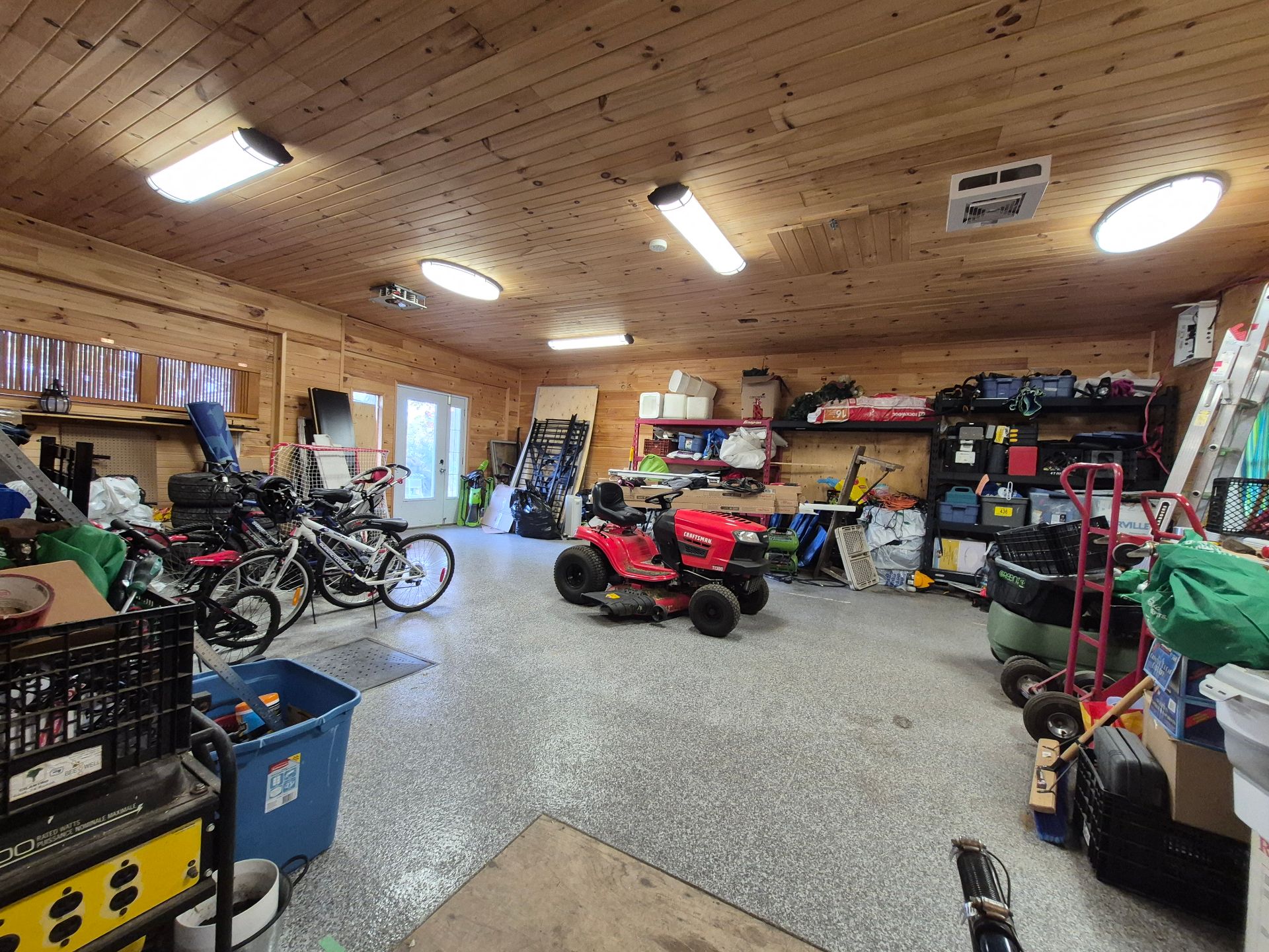Garage