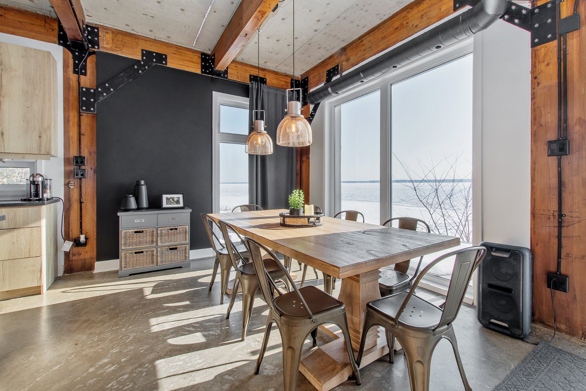 Dining room