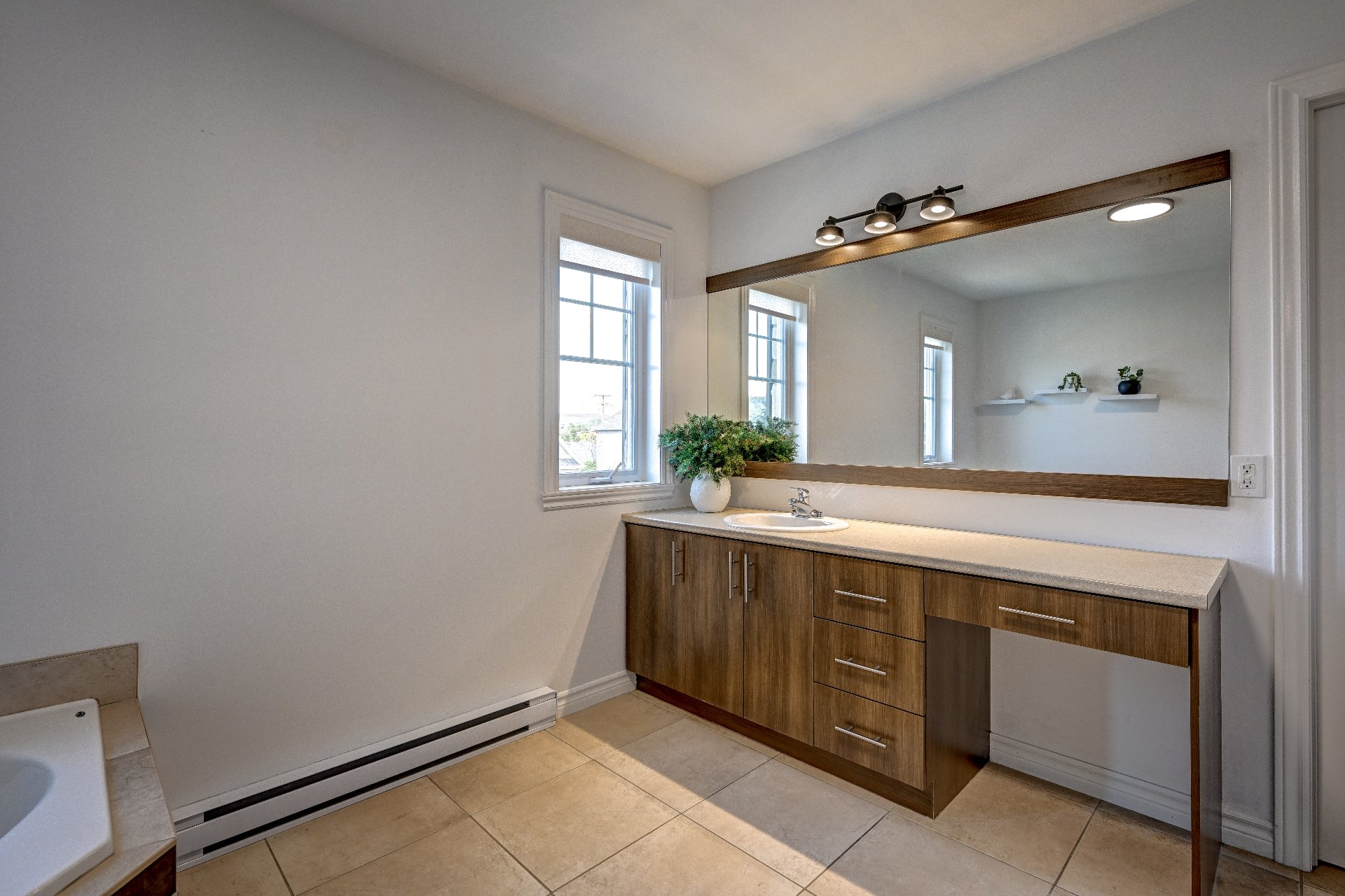 Salle de bains attenante à la CCP