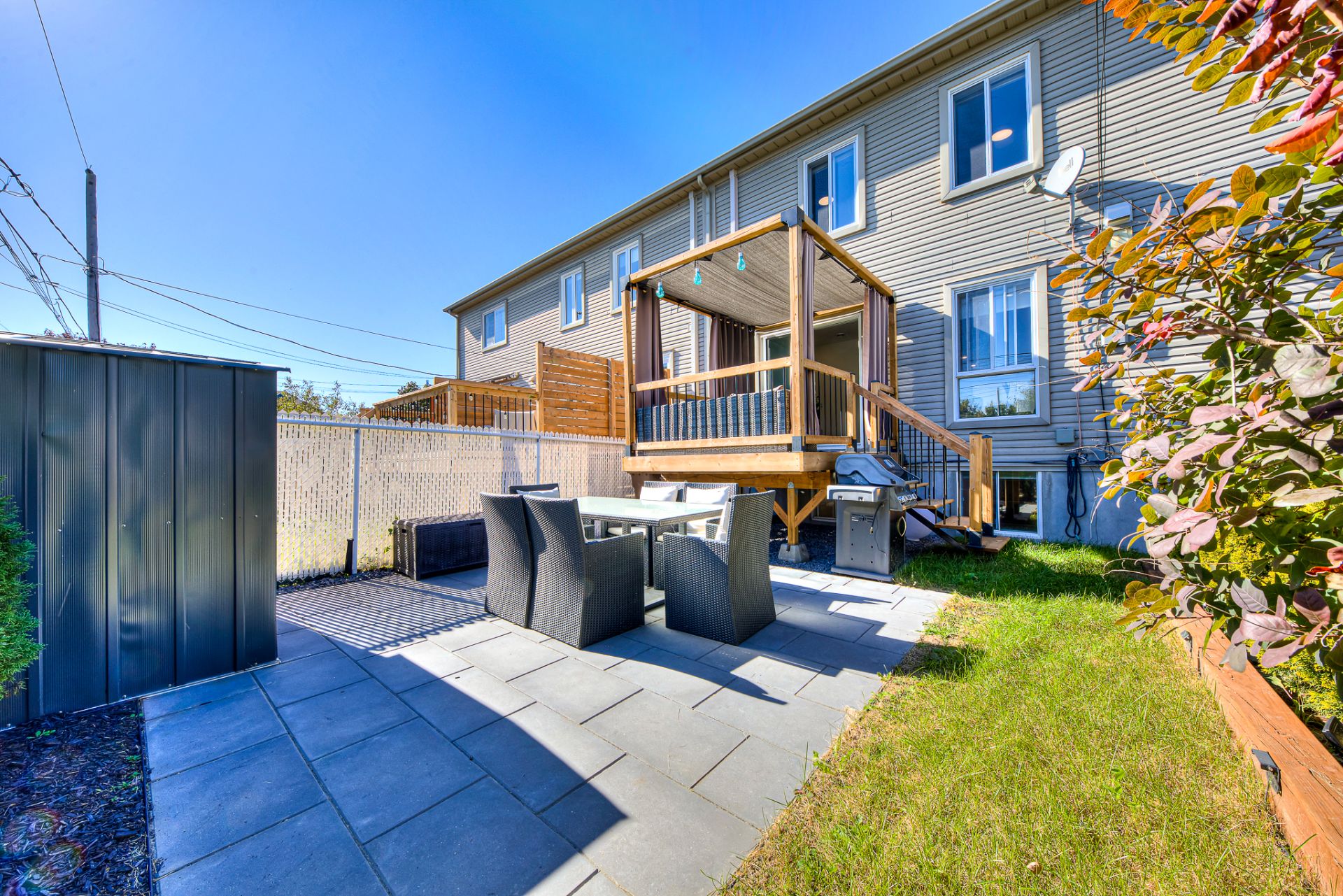 Cour